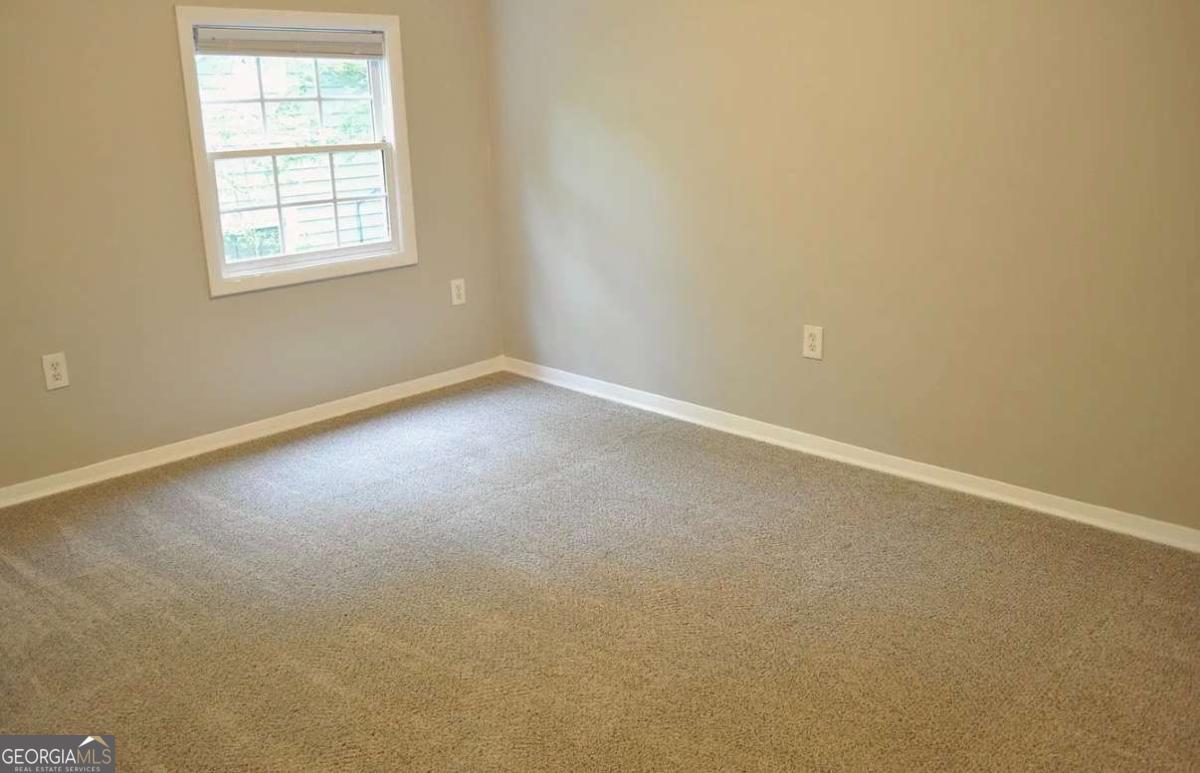 3047 Alston Drive Property Photo 8