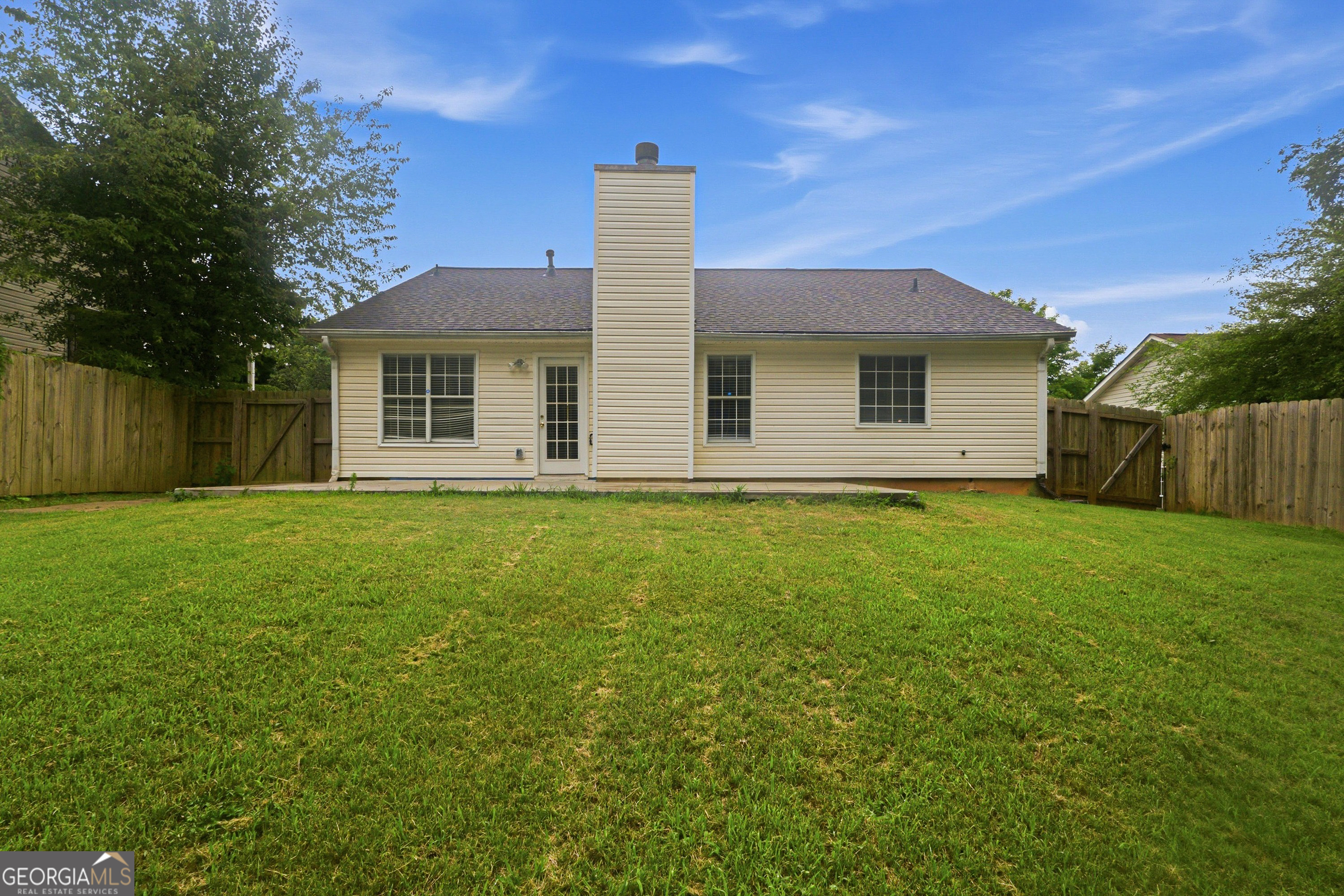1014 Maple Leaf Ridge Property Photo 5