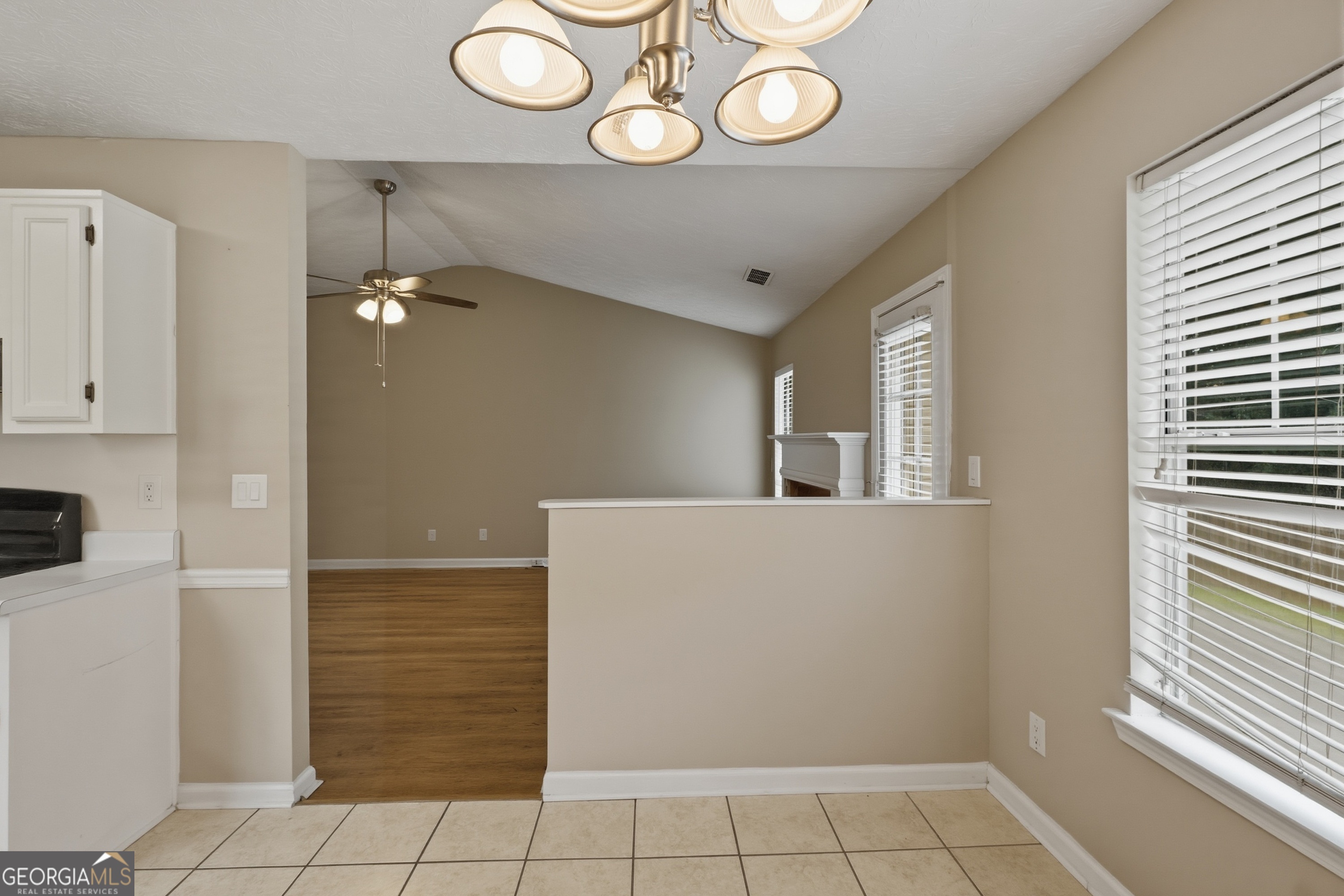 1014 Maple Leaf Ridge Property Photo 12