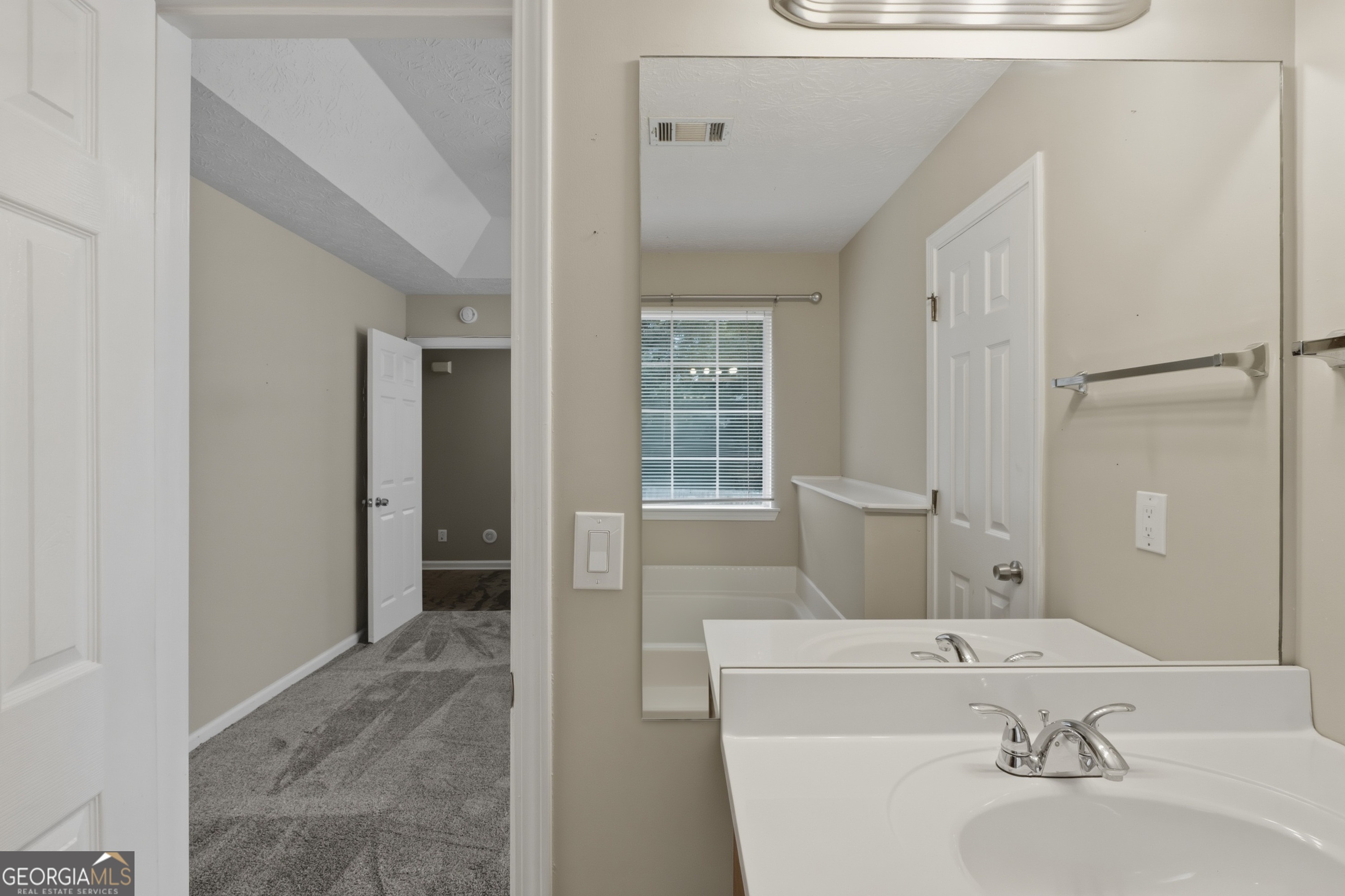 1014 Maple Leaf Ridge Property Photo 23