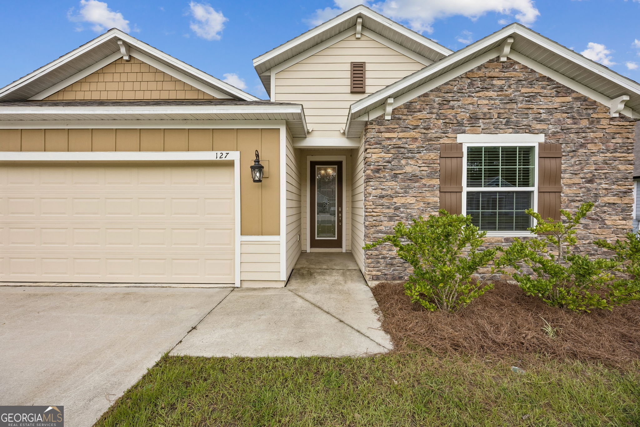 127 Breakwater Loop Property Photo 5