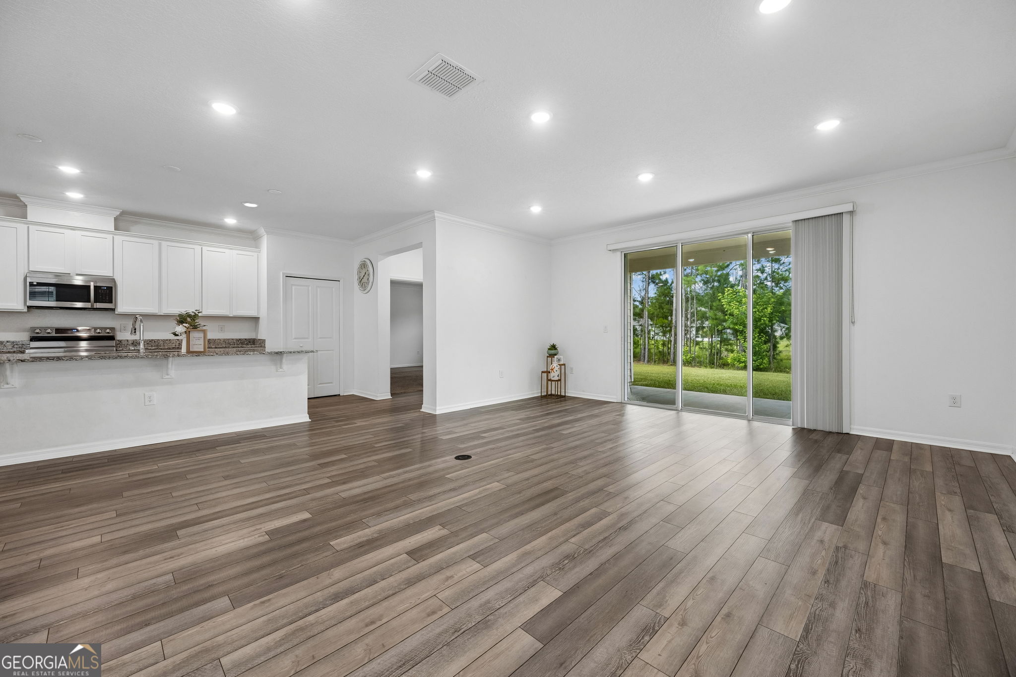 127 Breakwater Loop Property Photo 12