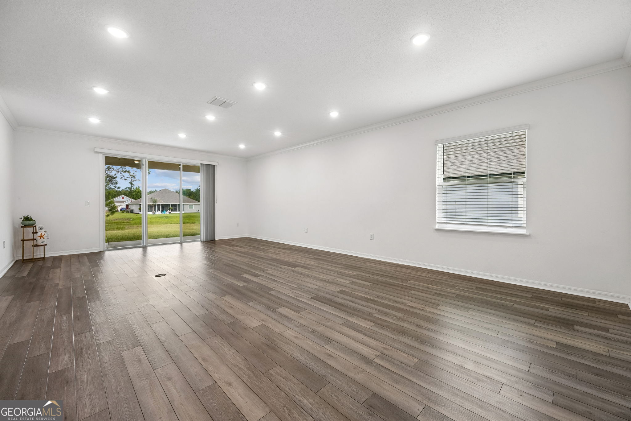 127 Breakwater Loop Property Photo 16