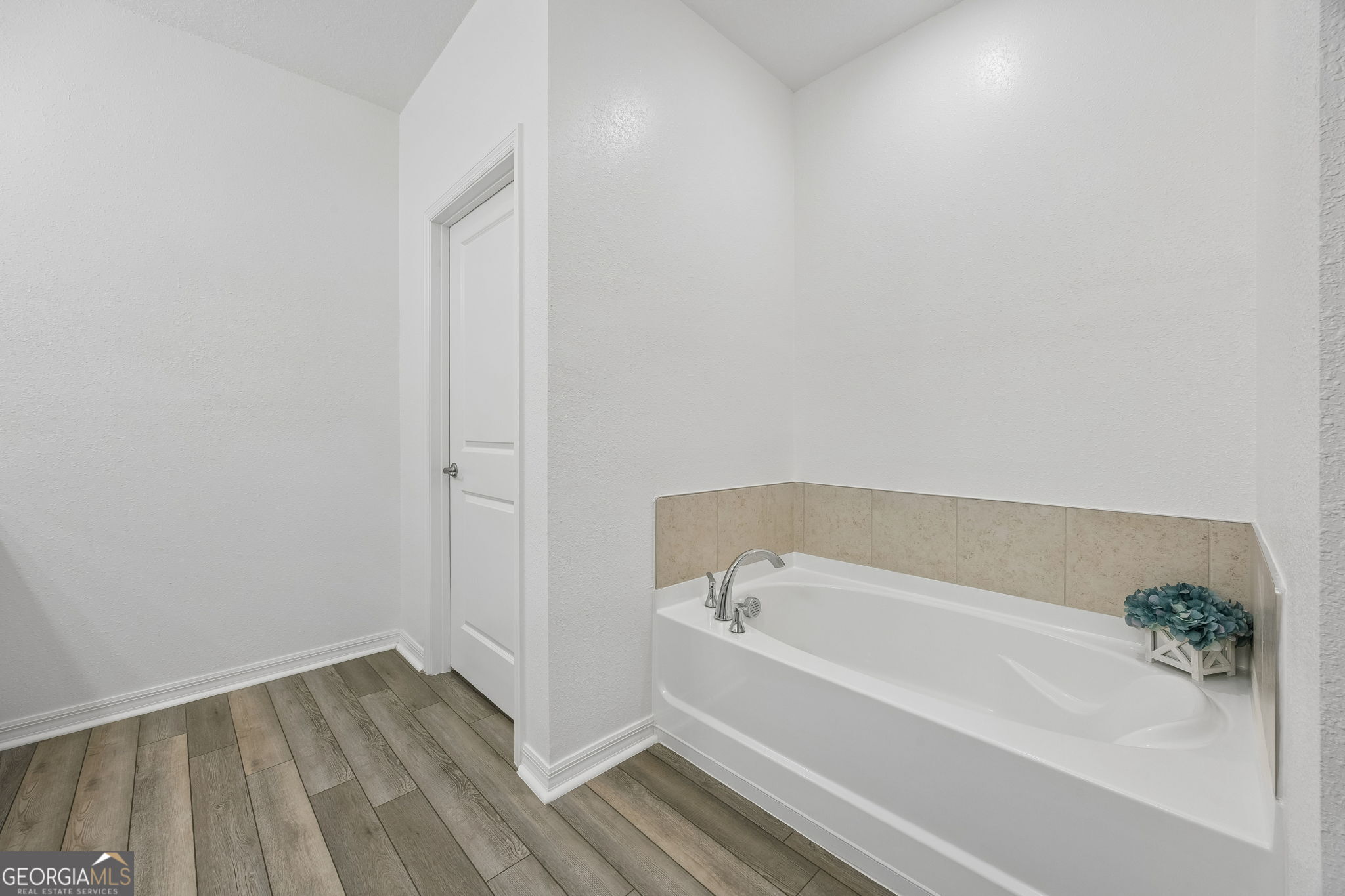 127 Breakwater Loop Property Photo 29