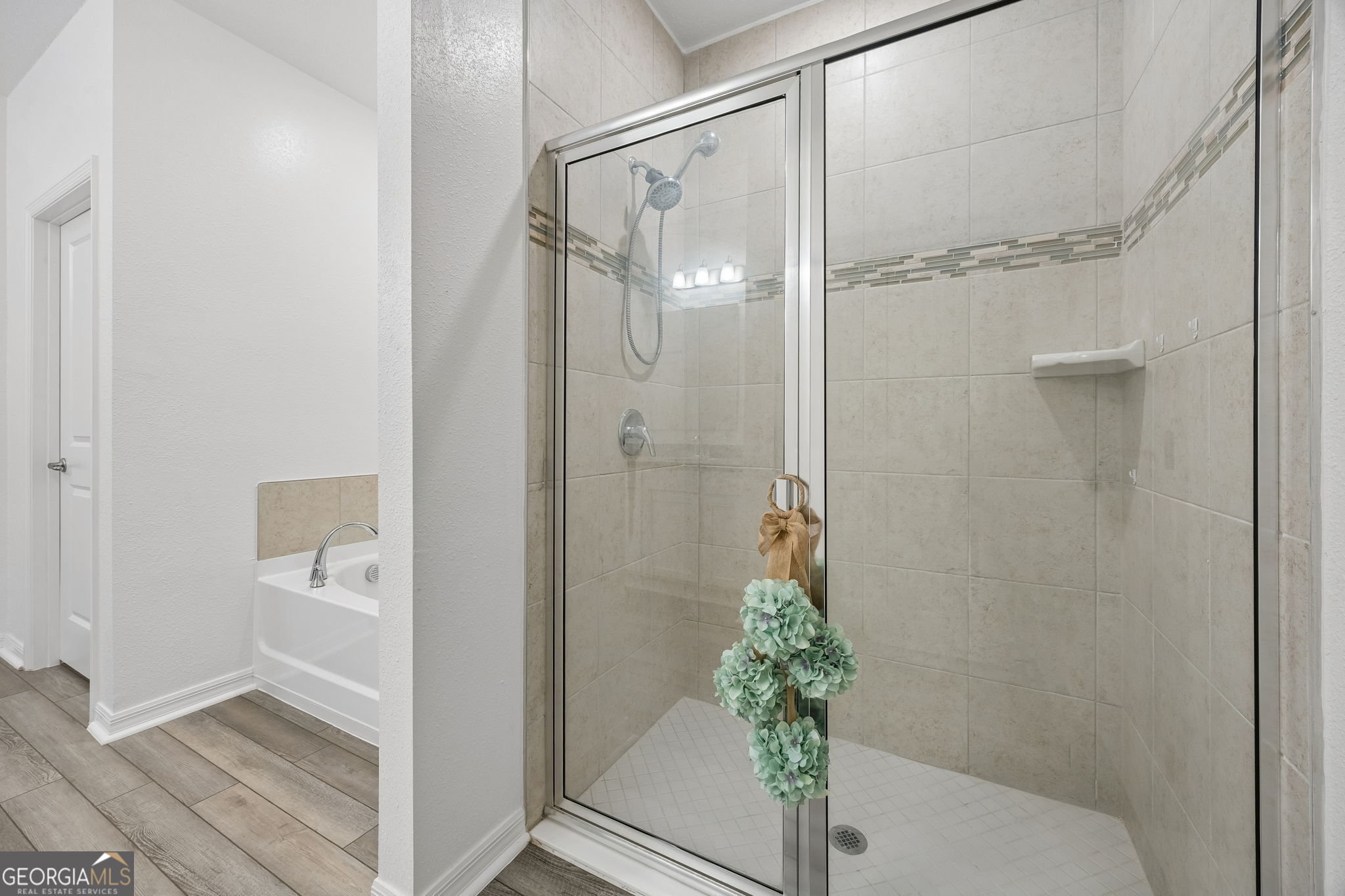 127 Breakwater Loop Property Photo 32