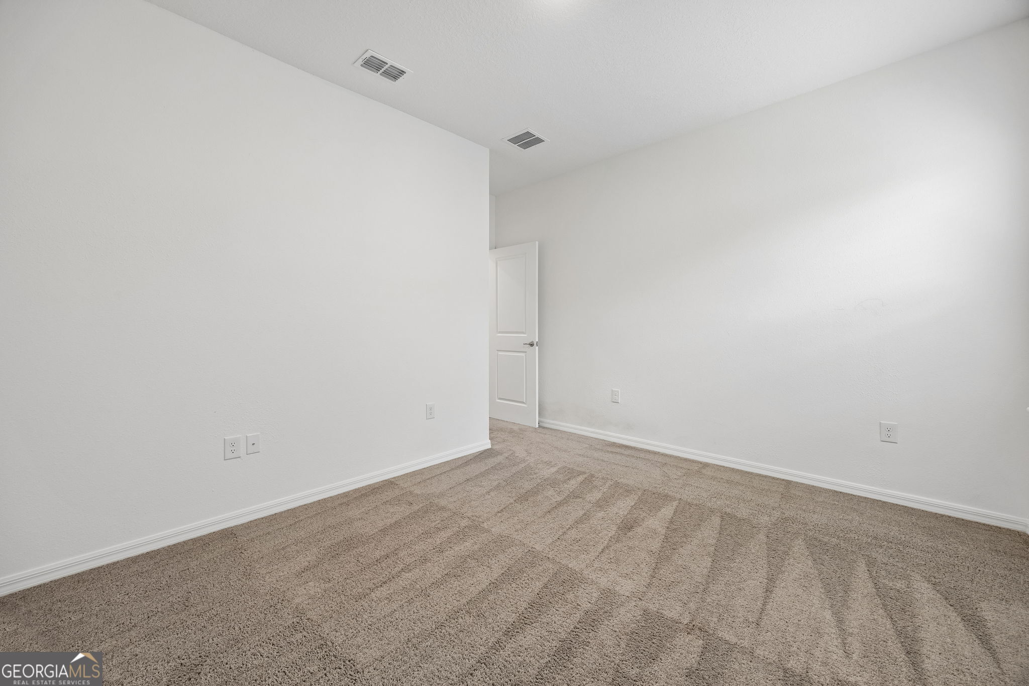 127 Breakwater Loop Property Photo 35