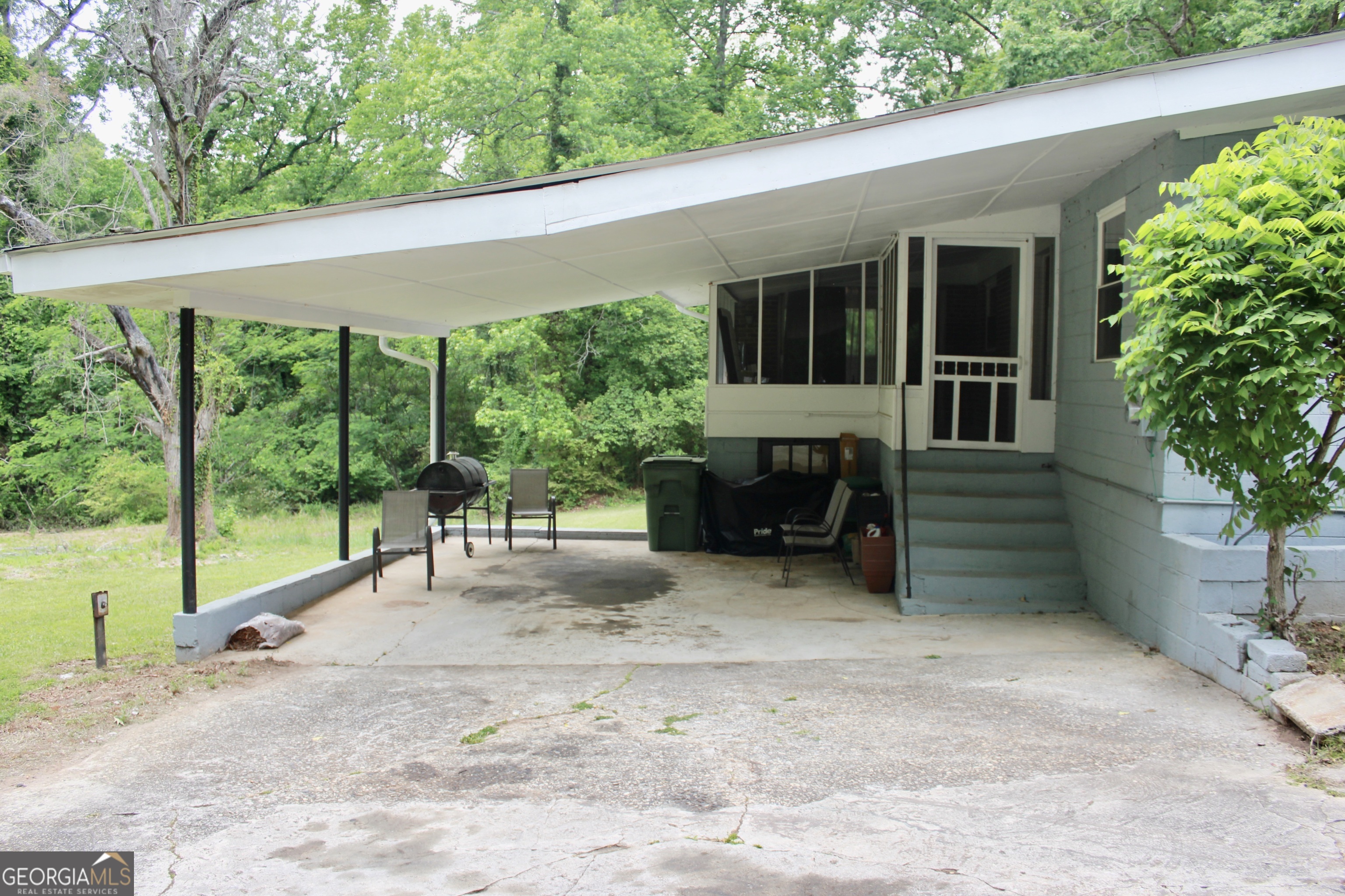 2295 Macon Drive Property Photo 10