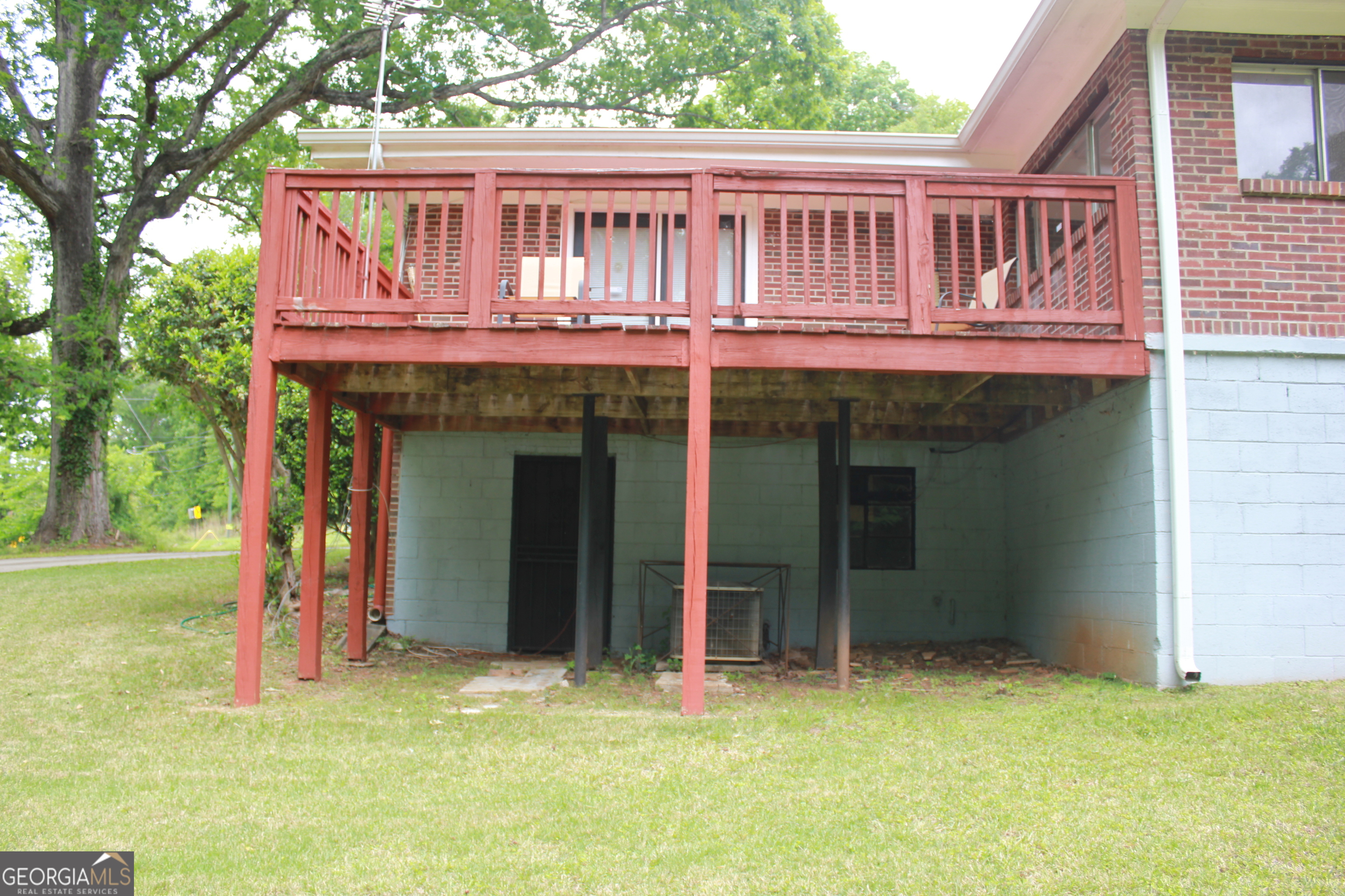 2295 Macon Drive Property Photo 14