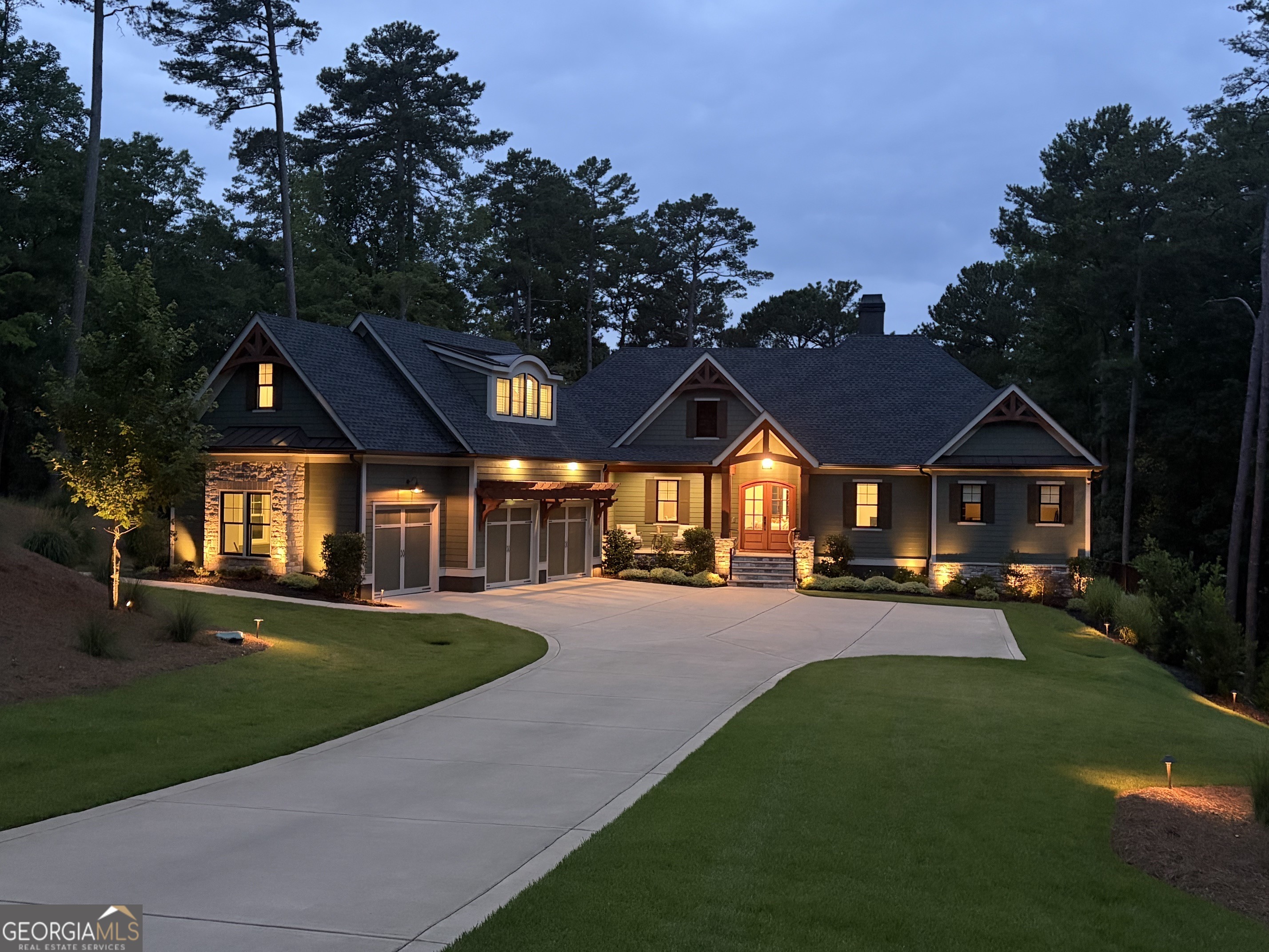 1081 Hixons Bluff Property Photo 1