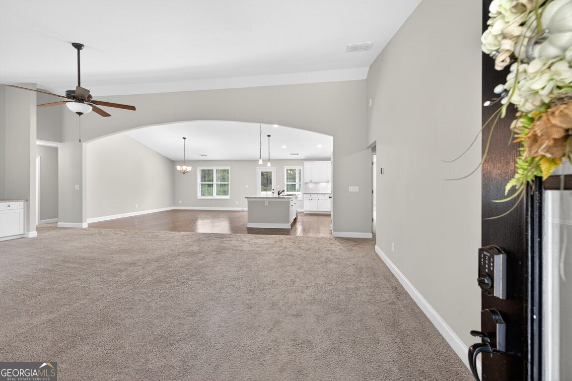 561 Oconee Lane Property Photo 7