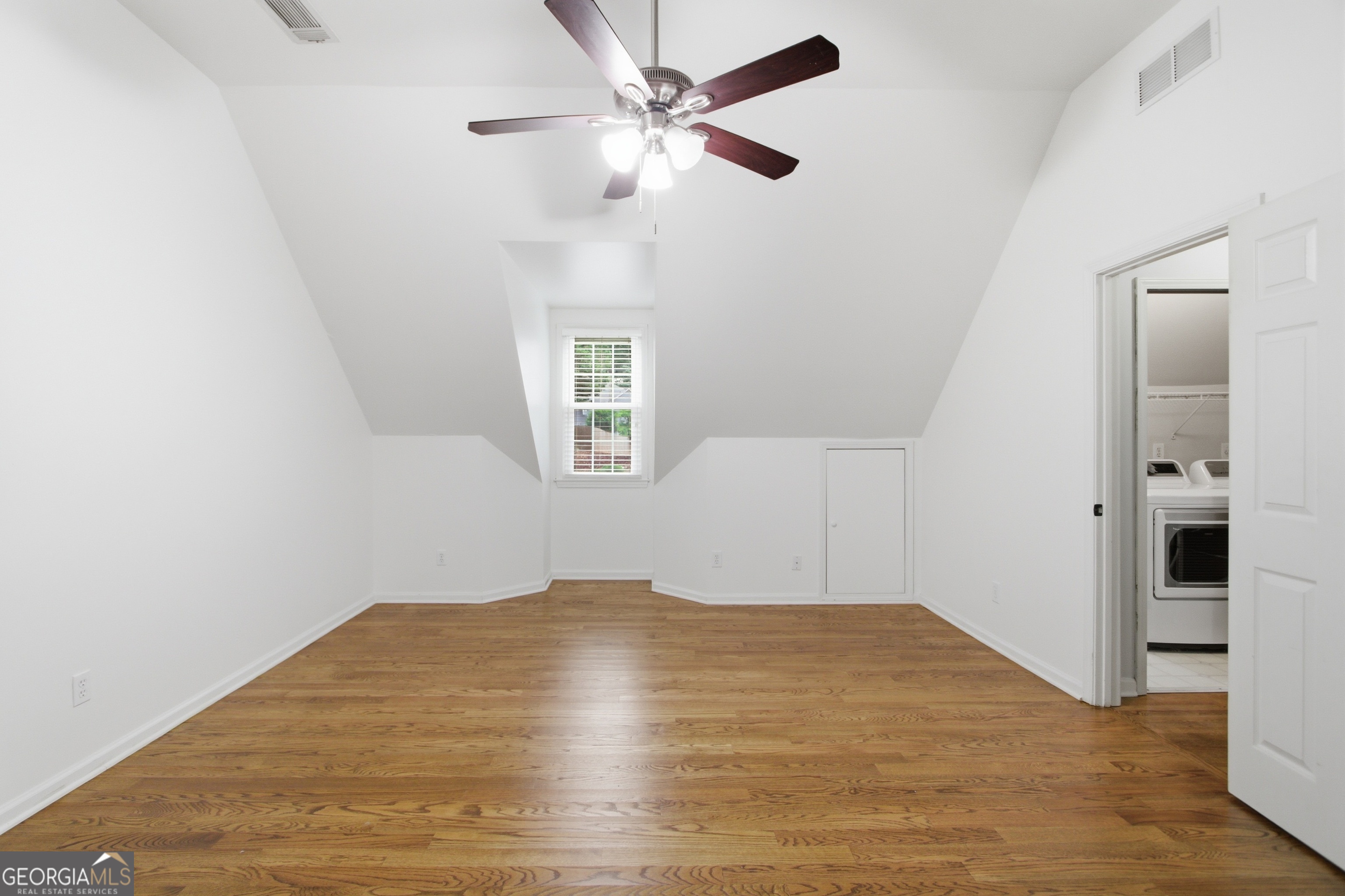 11715 Dunhill Place Drive Property Photo 27