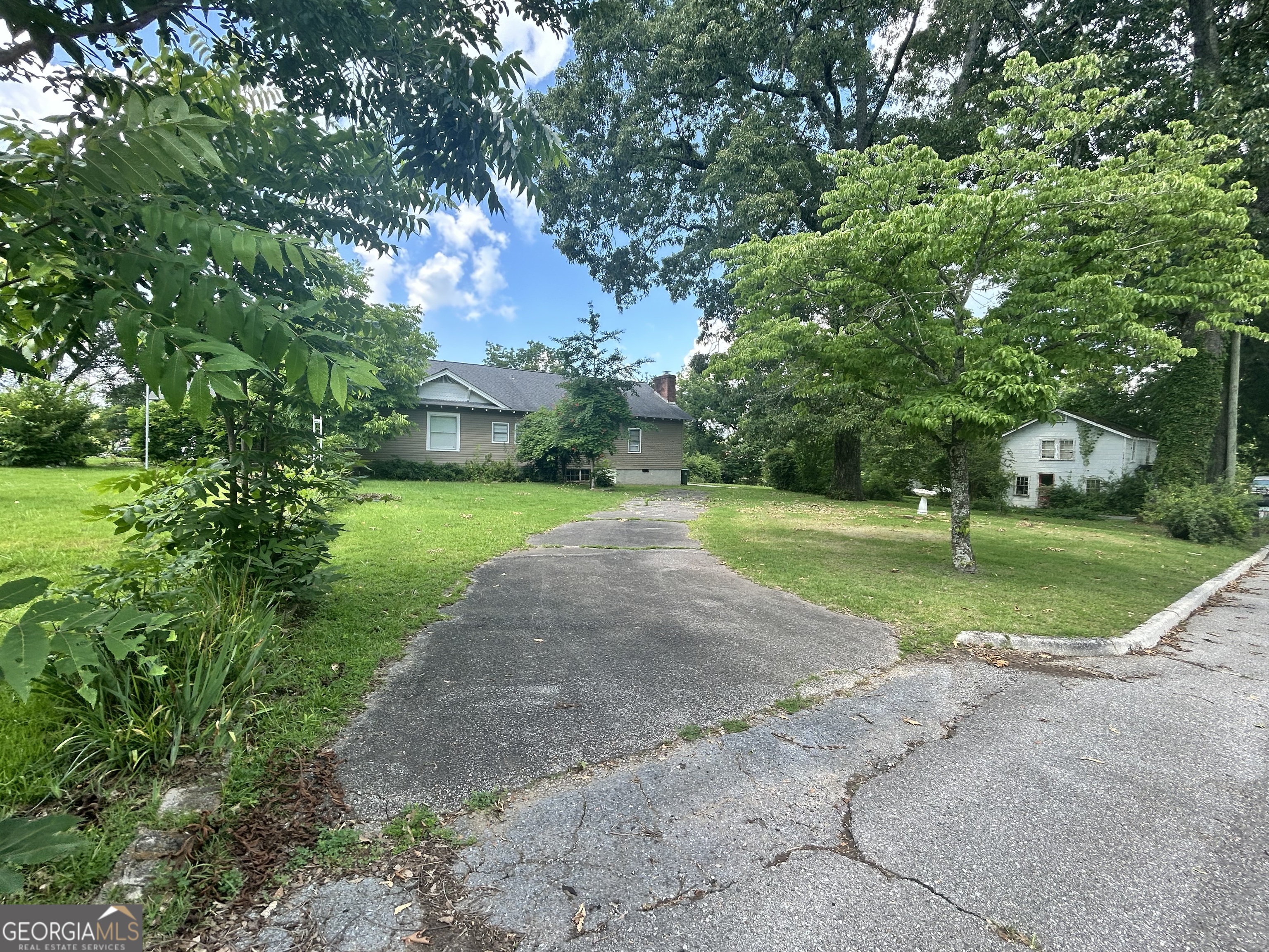 88502 Highway 9 Property Photo 3