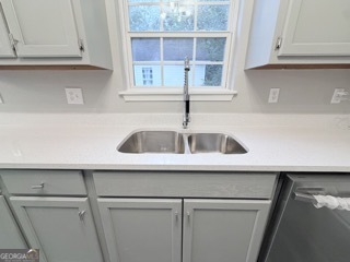 2125 Cedar Avenue Property Photo 8