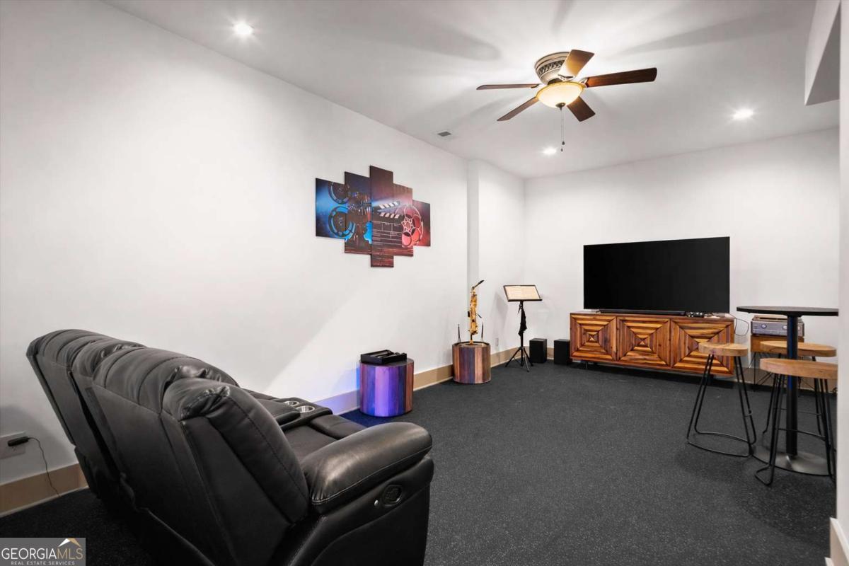 49 Waterside Drive Property Photo 33