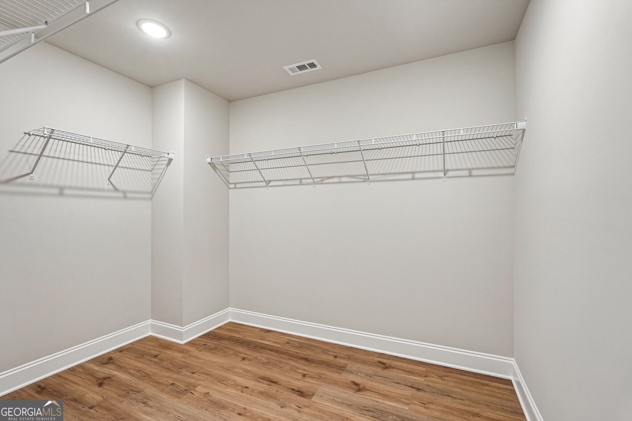 4240 Cavalier Way Property Photo 30