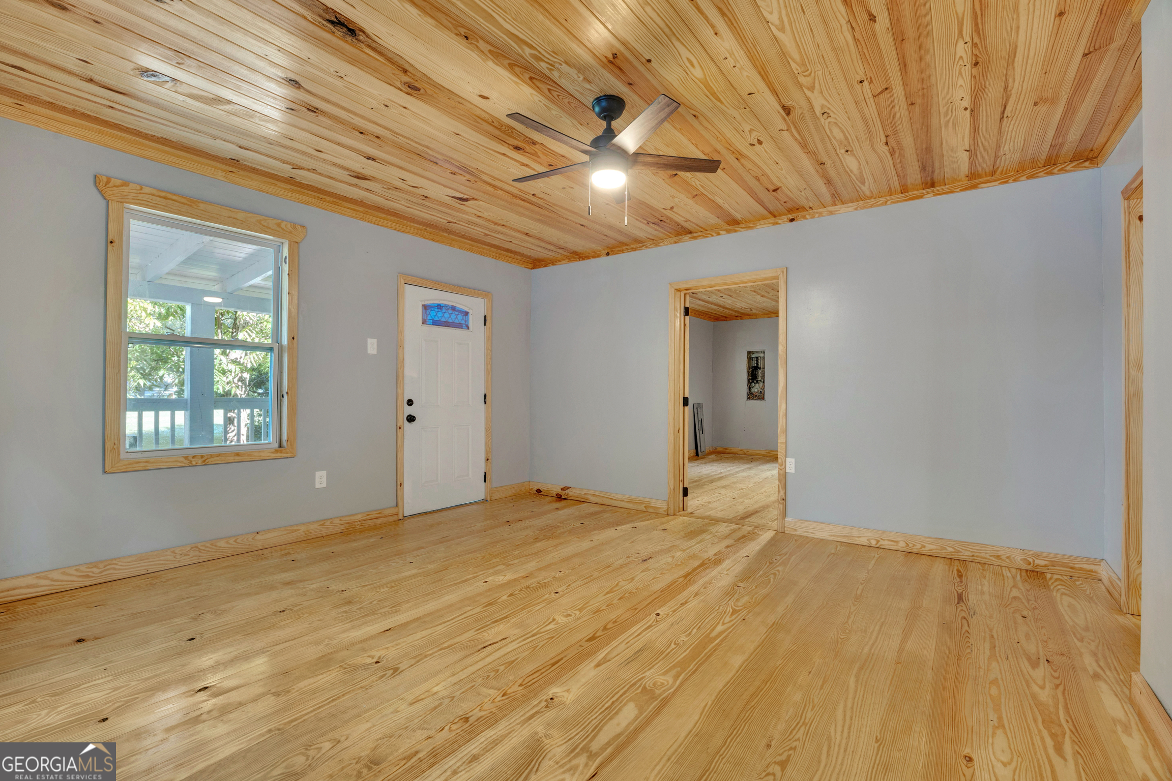2159 Hendricks Street Property Photo 8