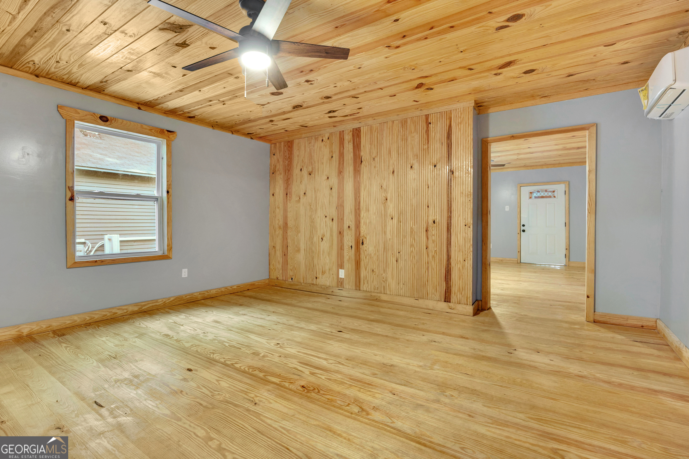 2159 Hendricks Street Property Photo 11