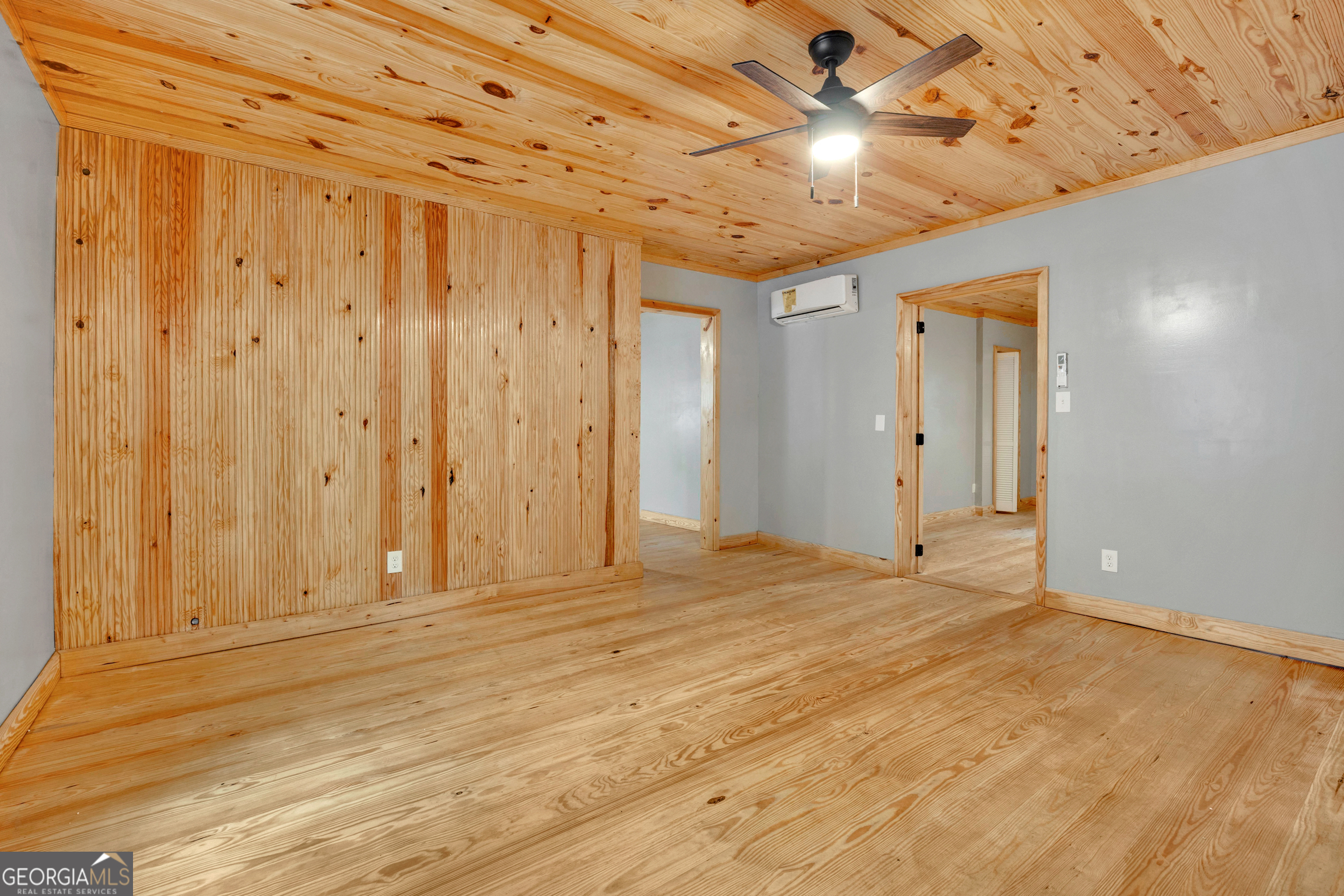 2159 Hendricks Street Property Photo 12