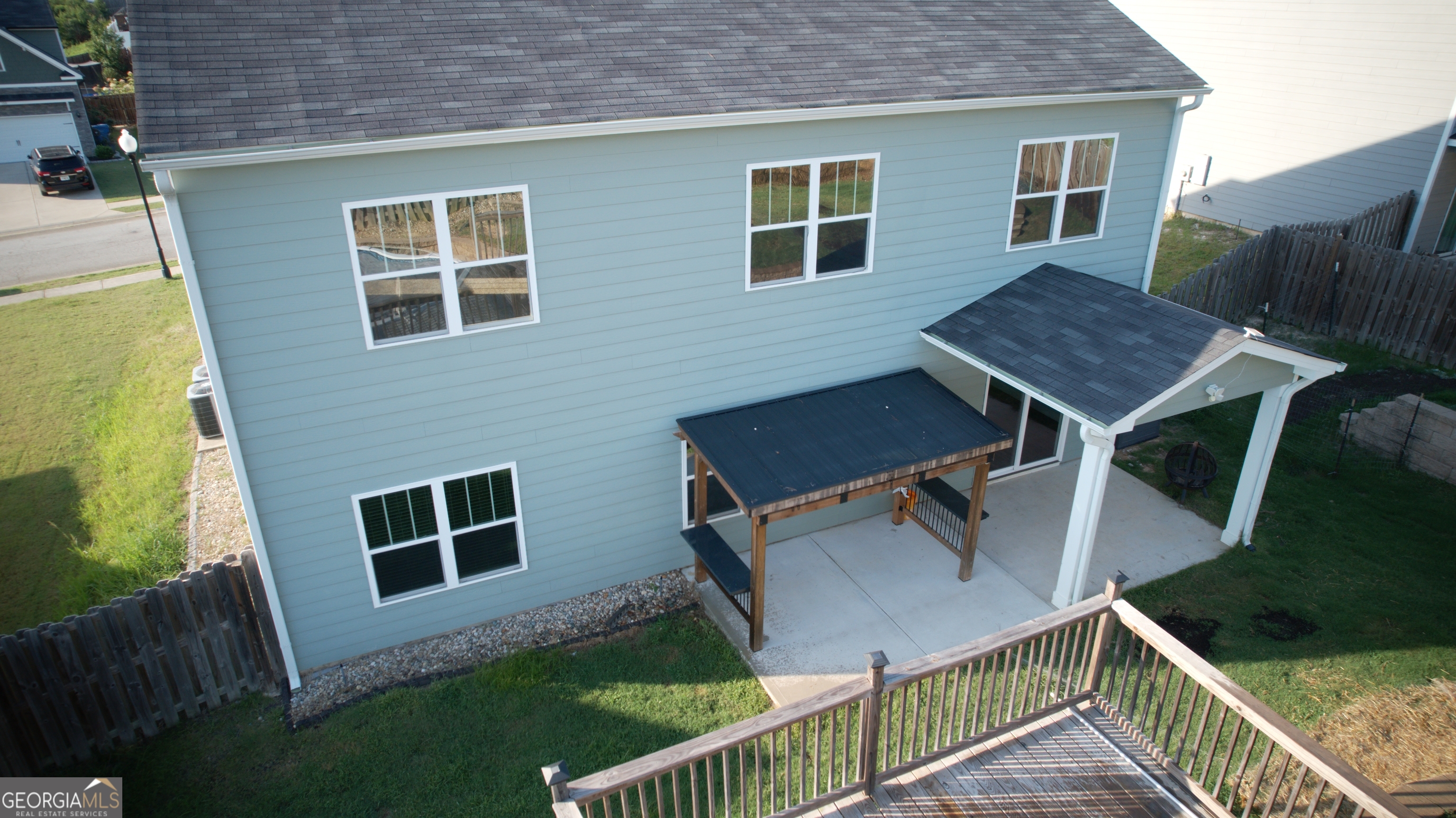 131 Pebble Lane Property Photo 6