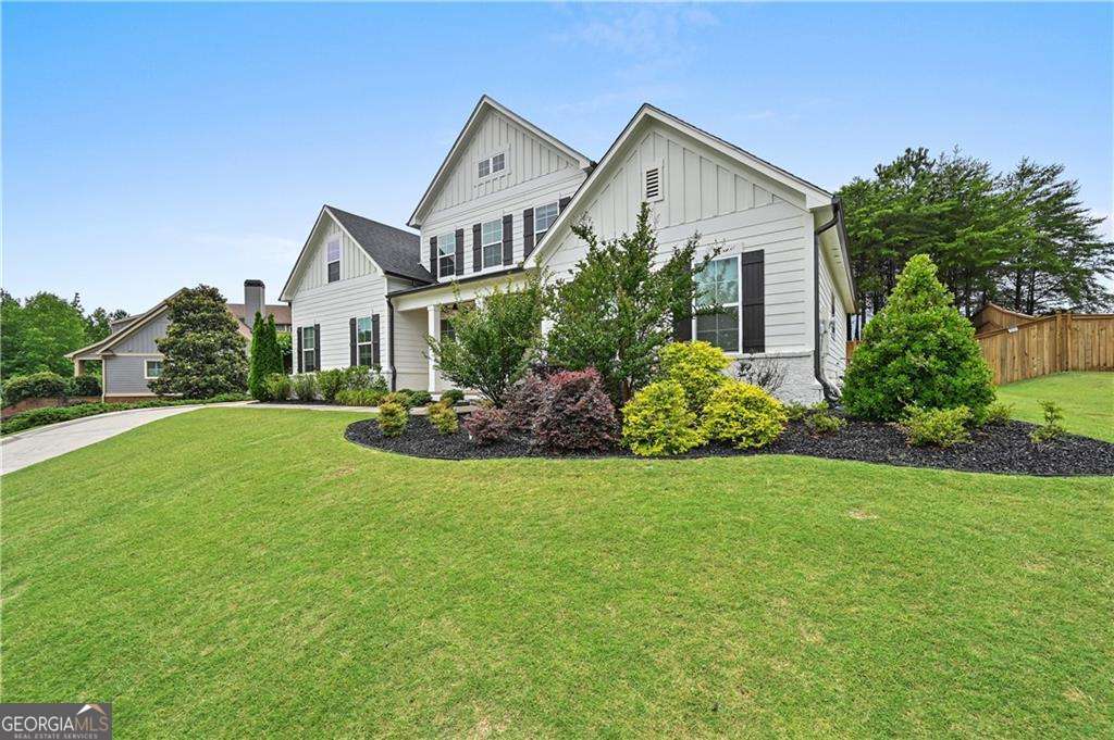 450 Parkbrook Way Property Photo 2