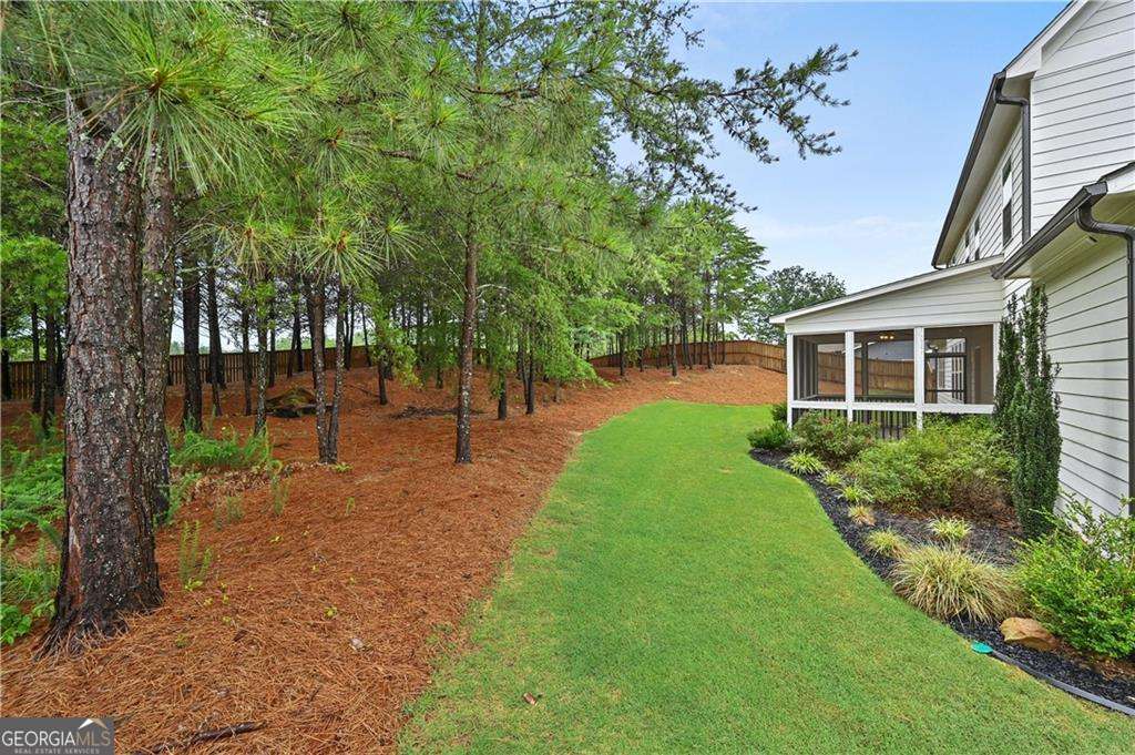 450 Parkbrook Way Property Photo 4
