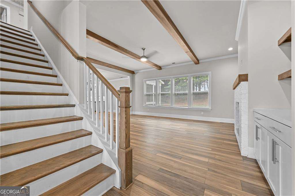450 Parkbrook Way Property Photo 13