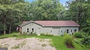 585 Lee Drive Property Photo 2