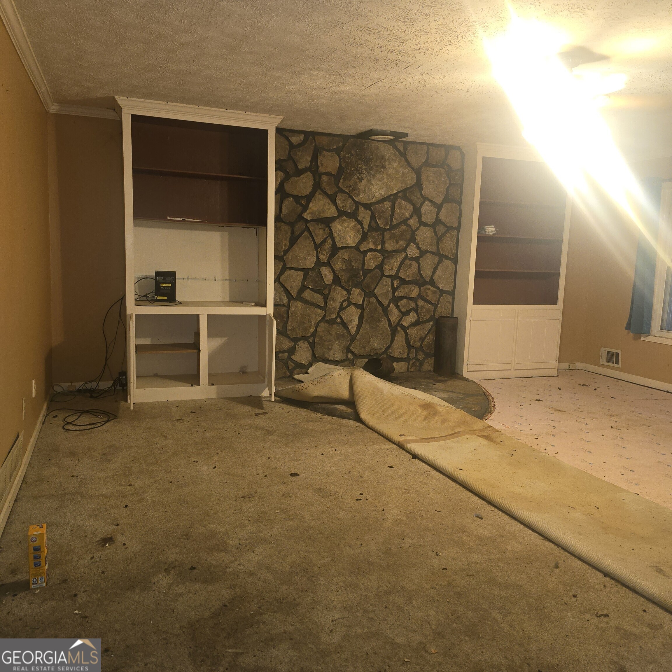 585 Lee Drive Property Photo 16