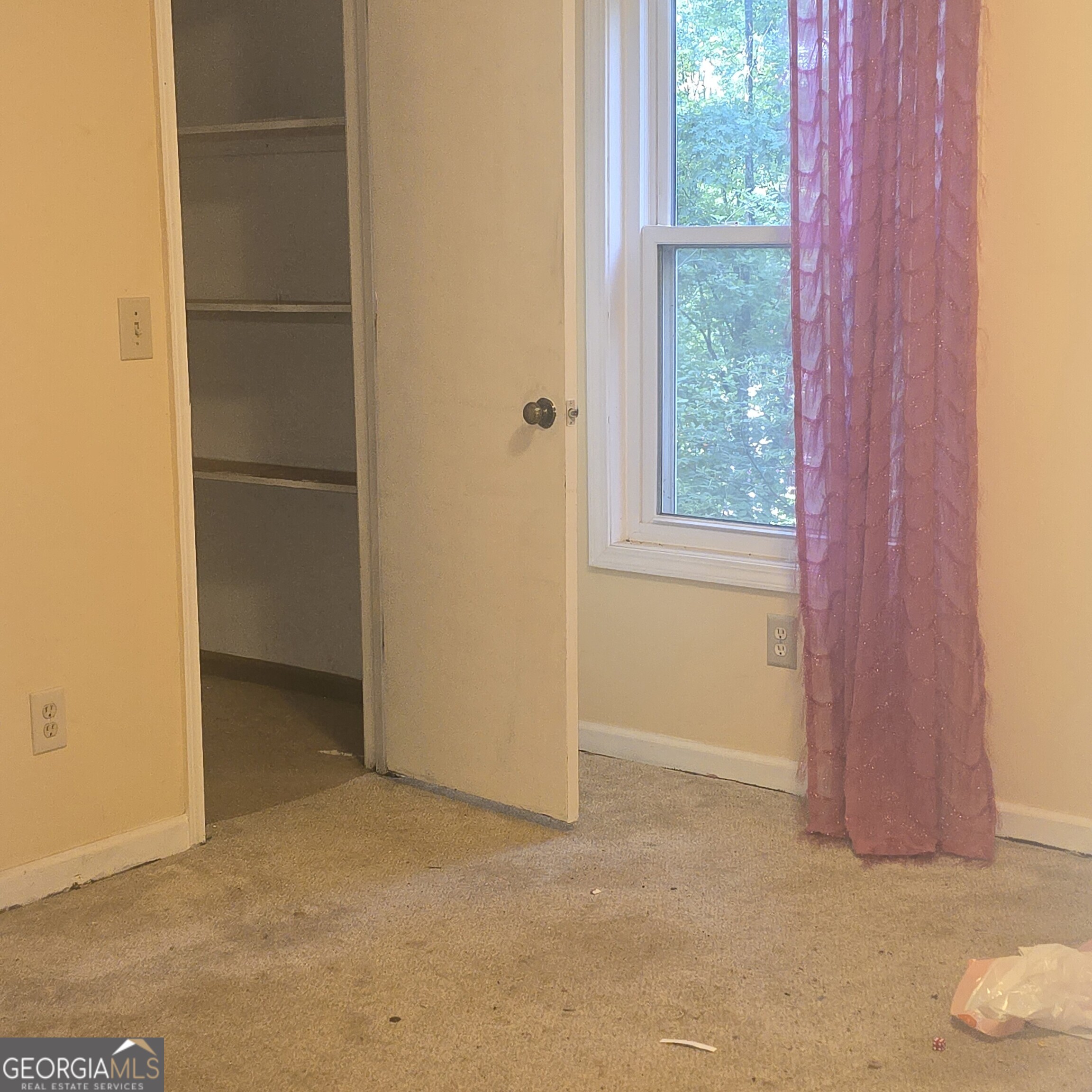 585 Lee Drive Property Photo 18