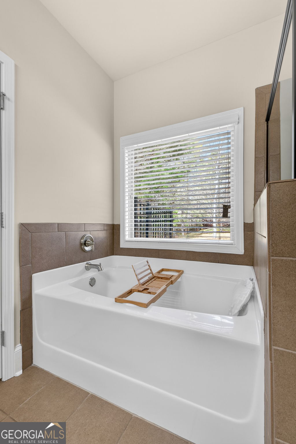 1140 Pebble Creek Lane Property Photo 31