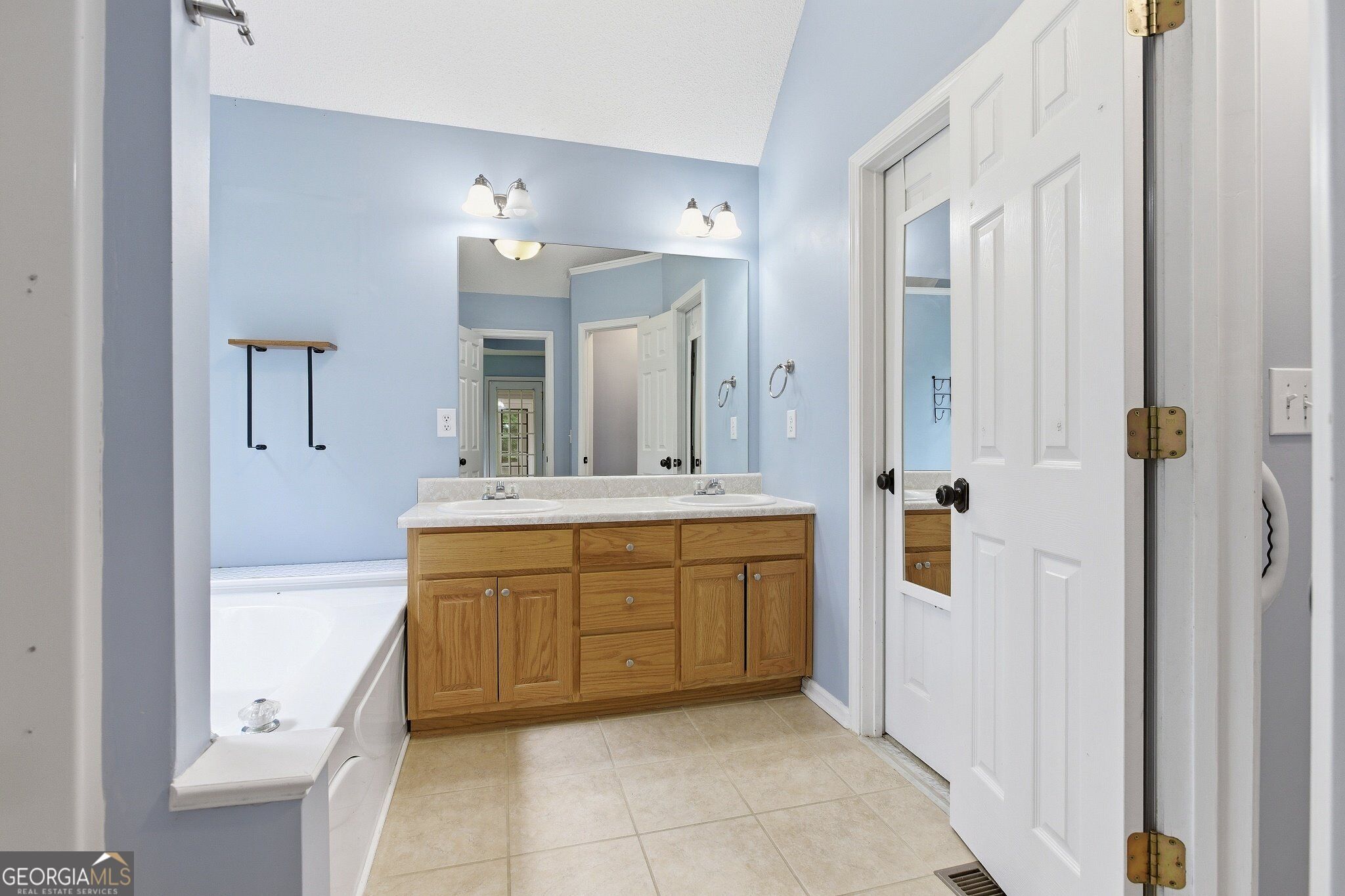 24 Walnut Lane Ne Property Photo 8