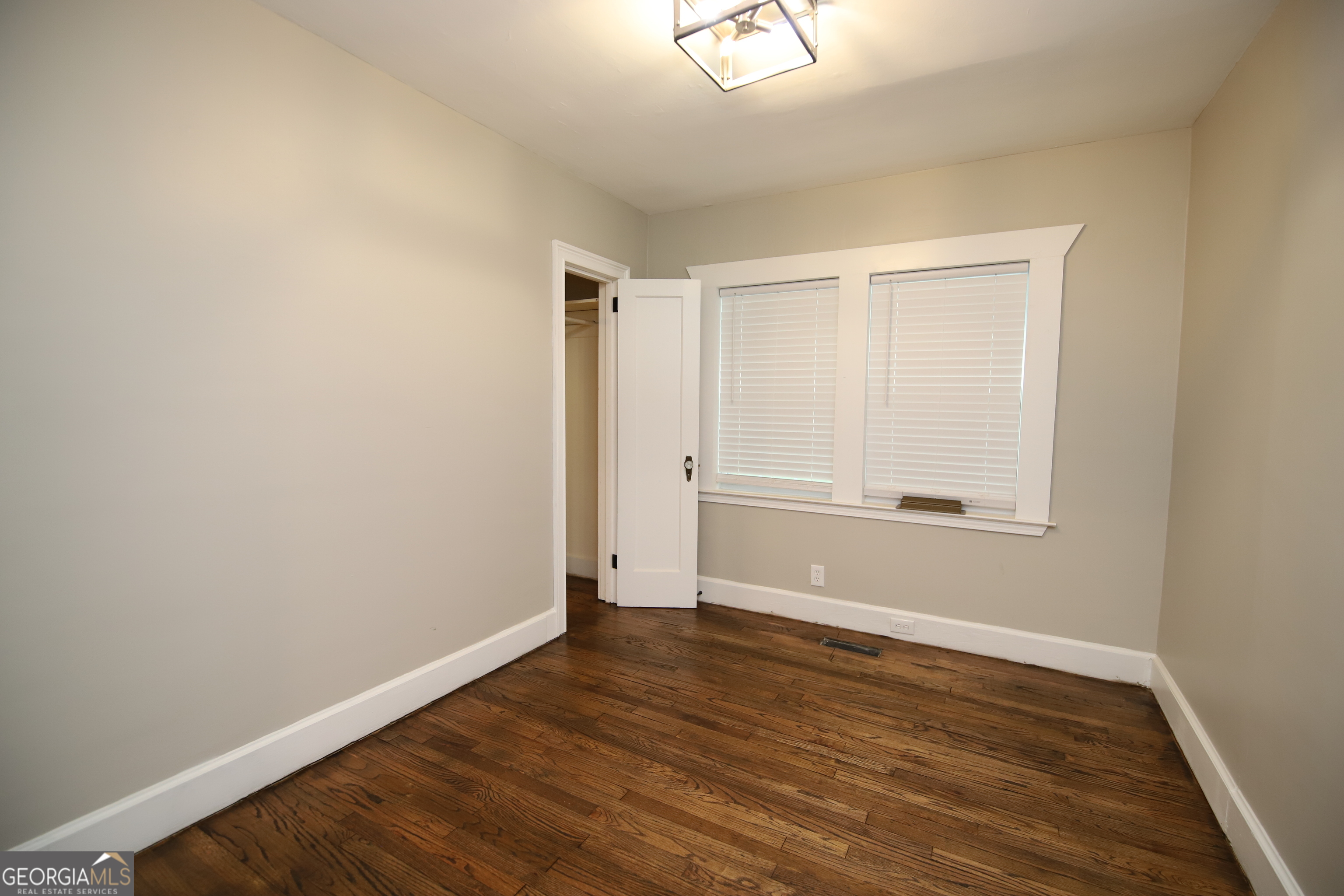 112 Saynor Circle Property Photo 4
