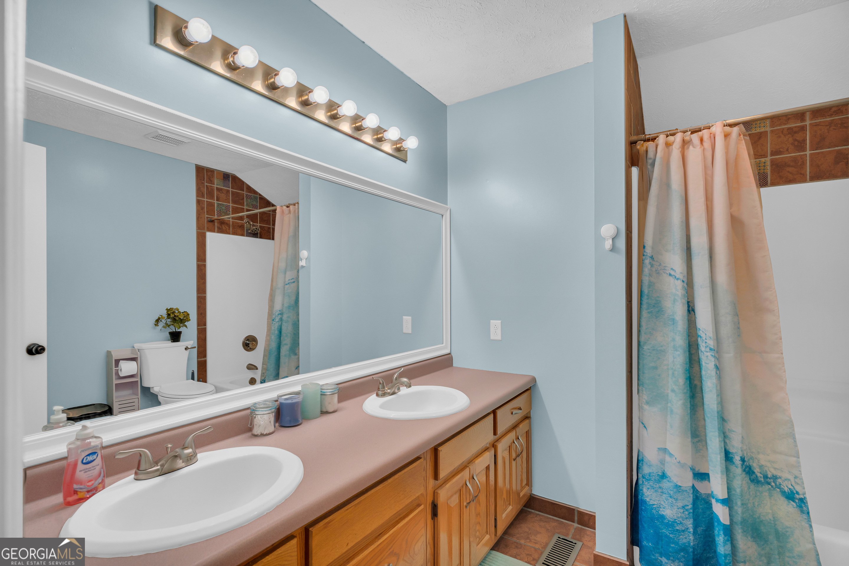 415 Ivory Drive Property Photo 32