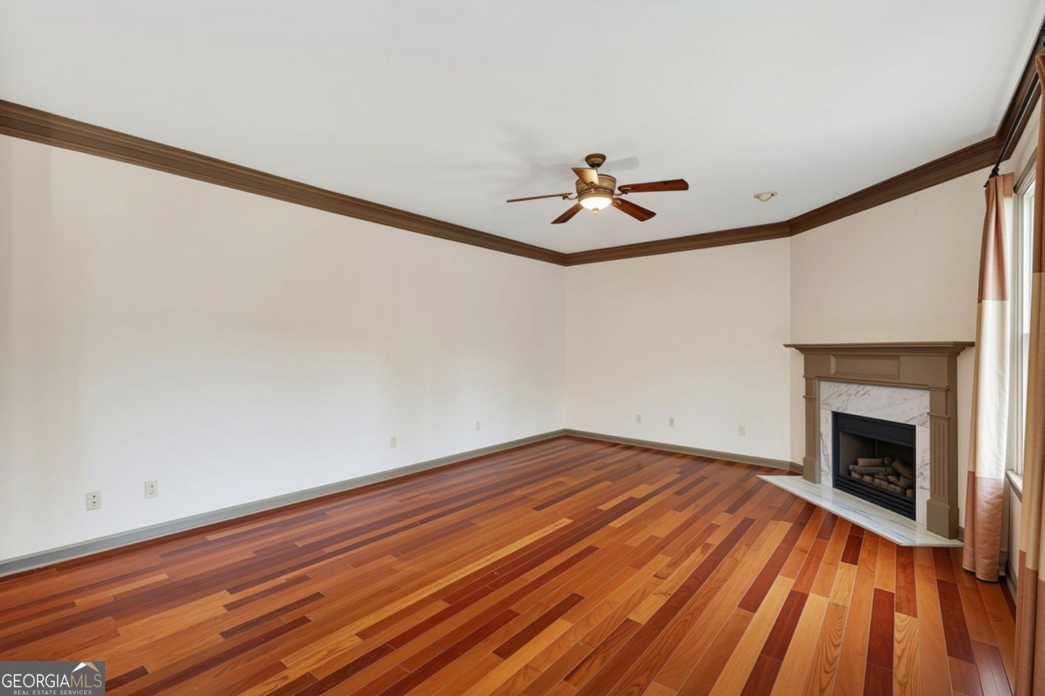 2456 Stonecroft Way Nw Property Photo 7