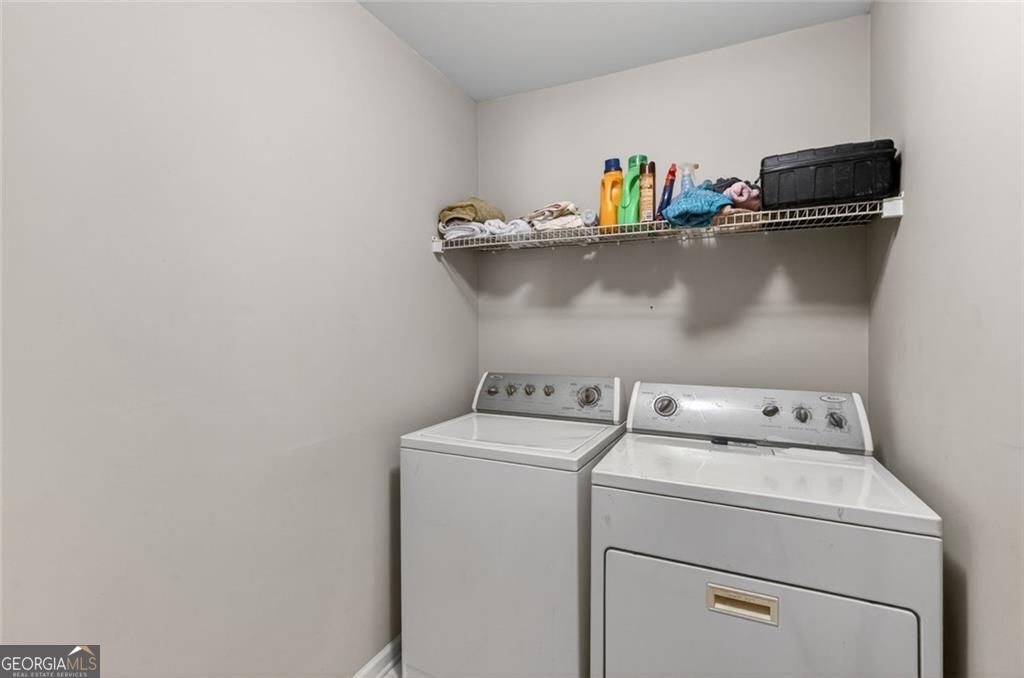 2456 Stonecroft Way Nw Property Photo 21