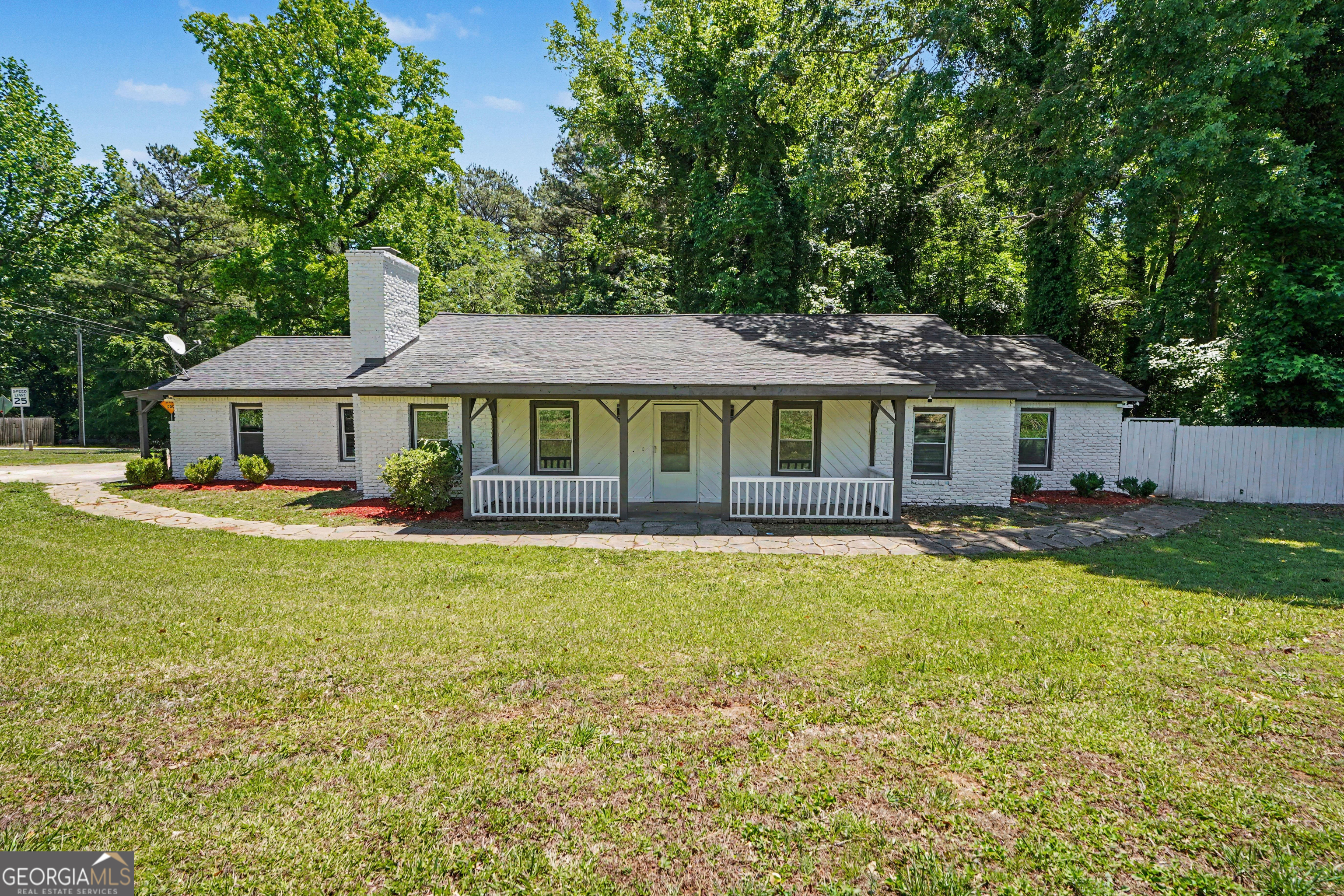 592 Henderson Road Property Photo 1