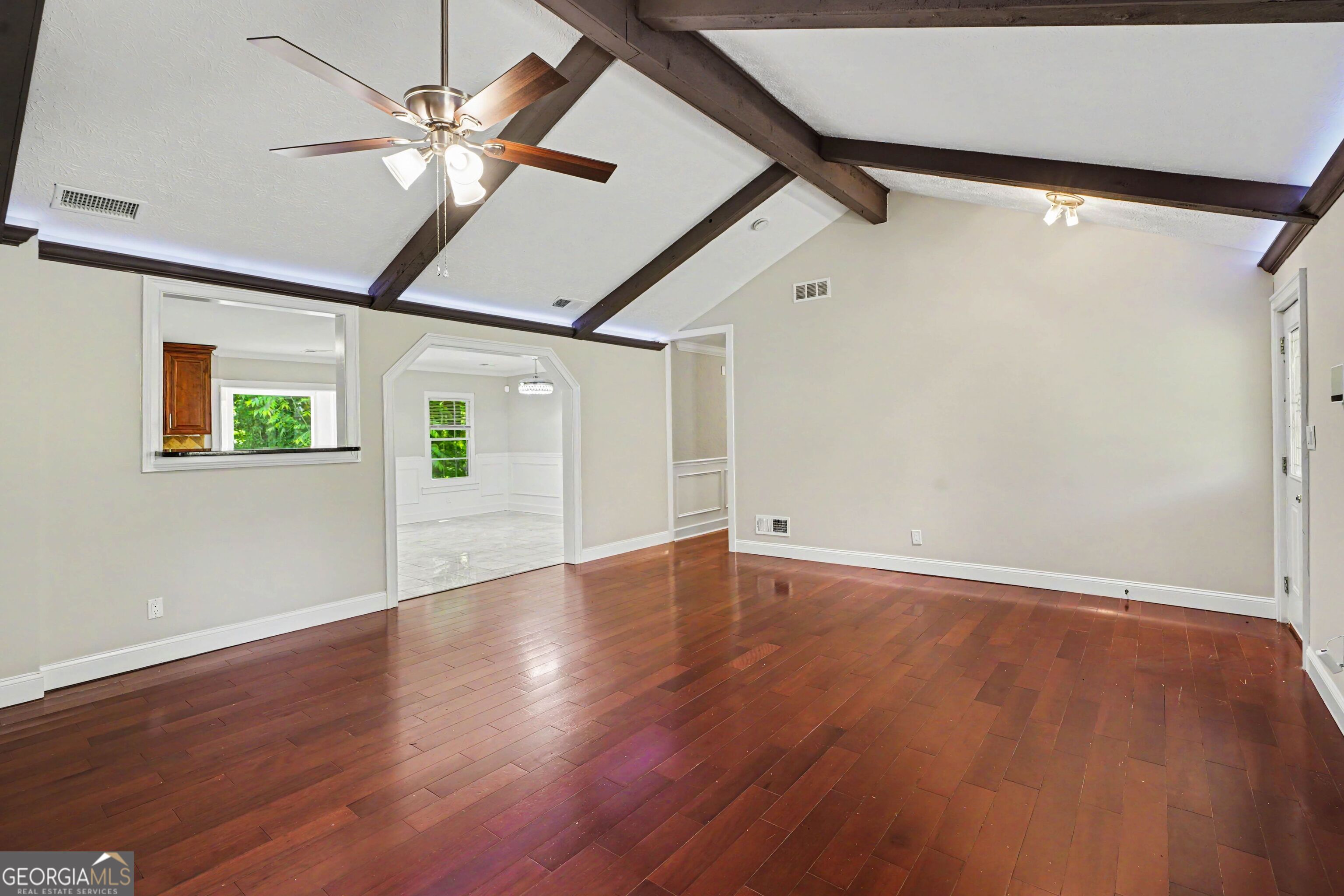 592 Henderson Road Property Photo 5