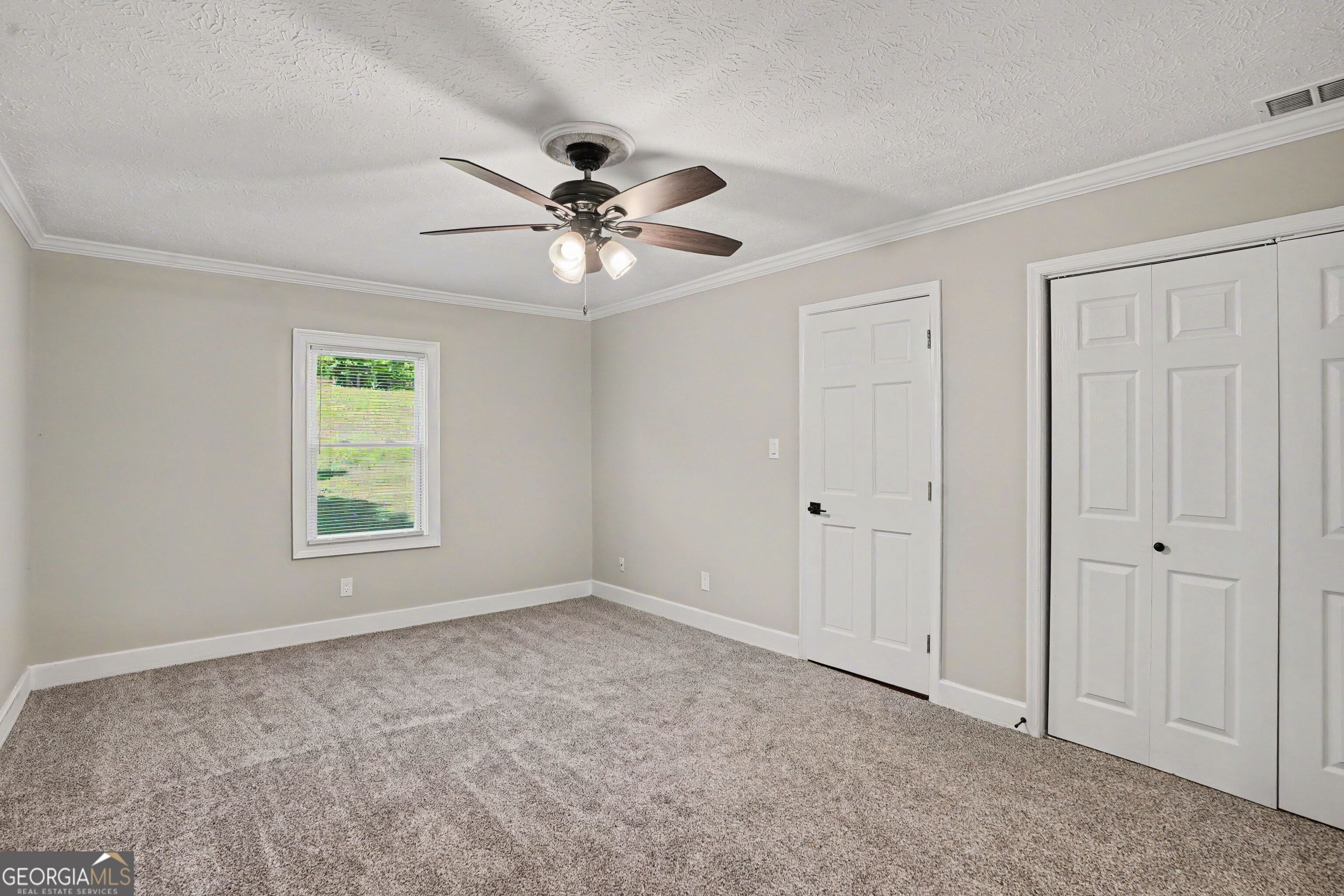 592 Henderson Road Property Photo 19