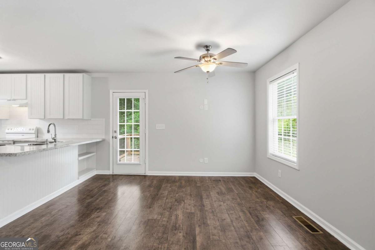 211 First Street Property Photo 10