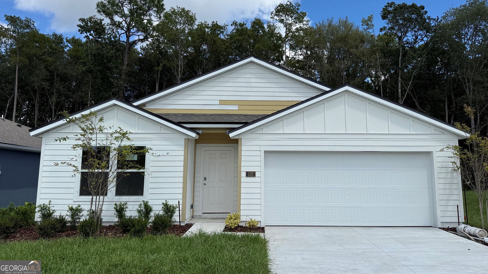 117 Red Oak Court Property Photo 1