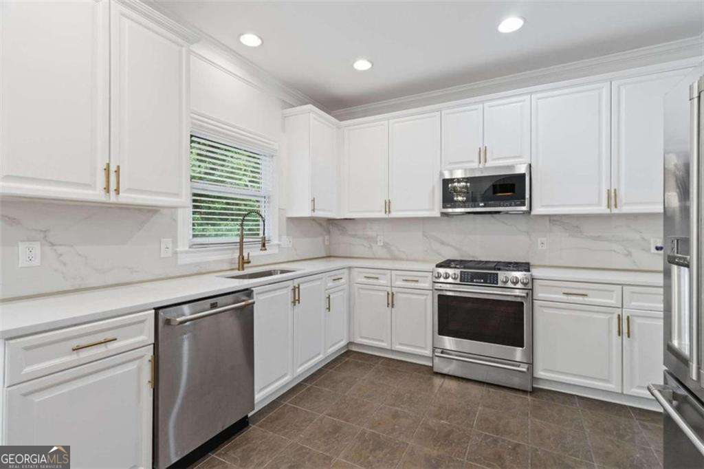 1711 Summit Glen Lane Ne Property Photo 7