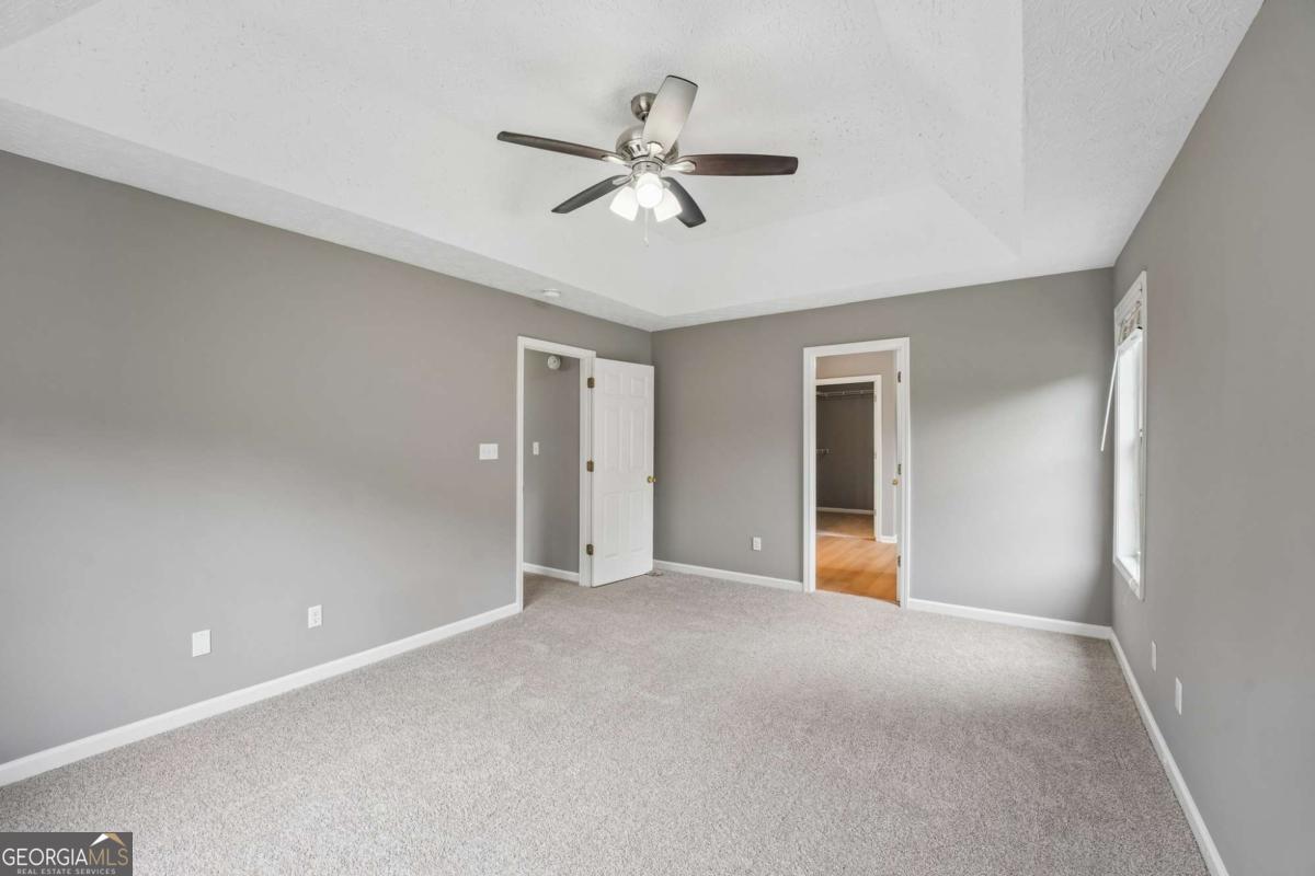 209 Eagle Glen Court Property Photo 12