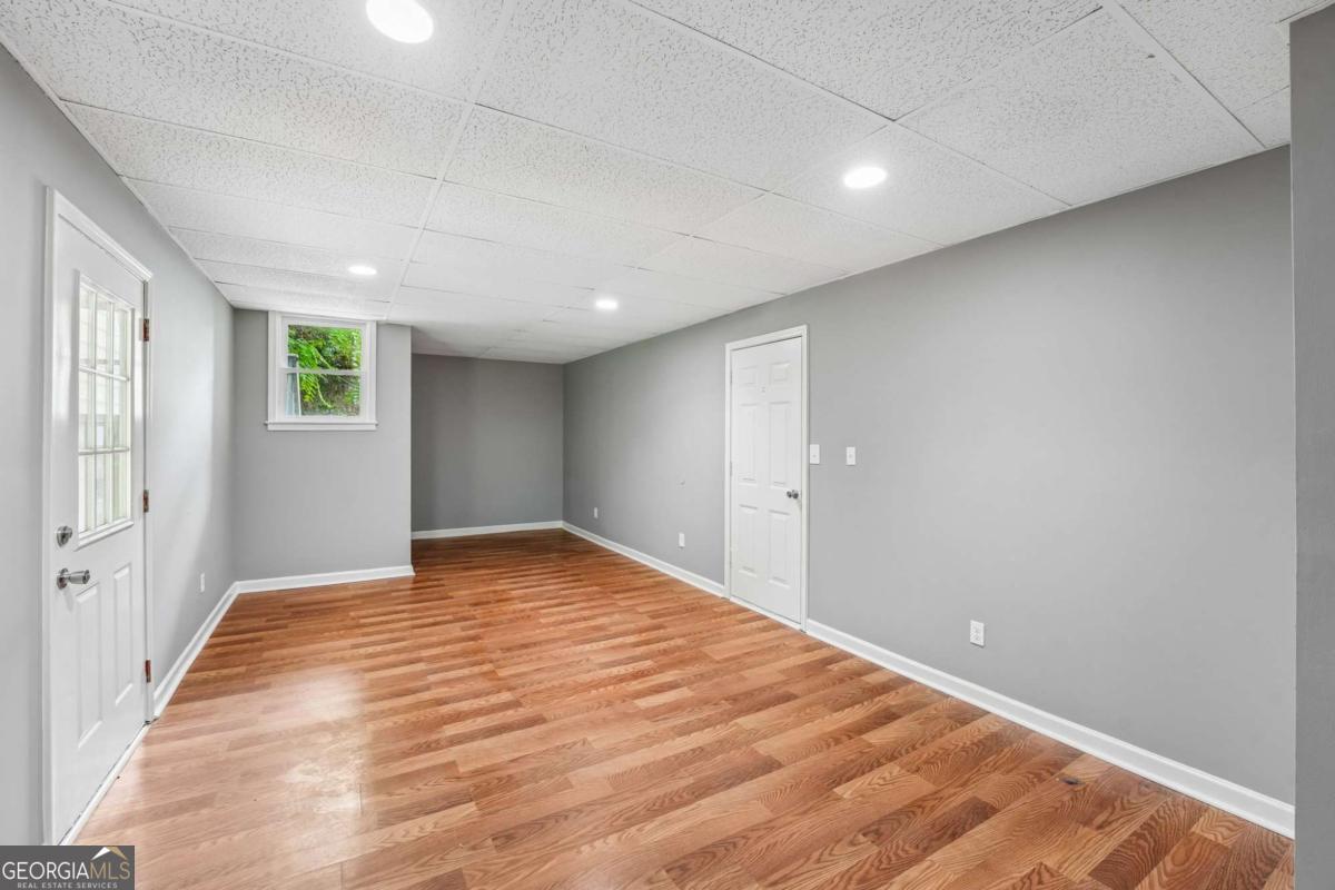209 Eagle Glen Court Property Photo 25