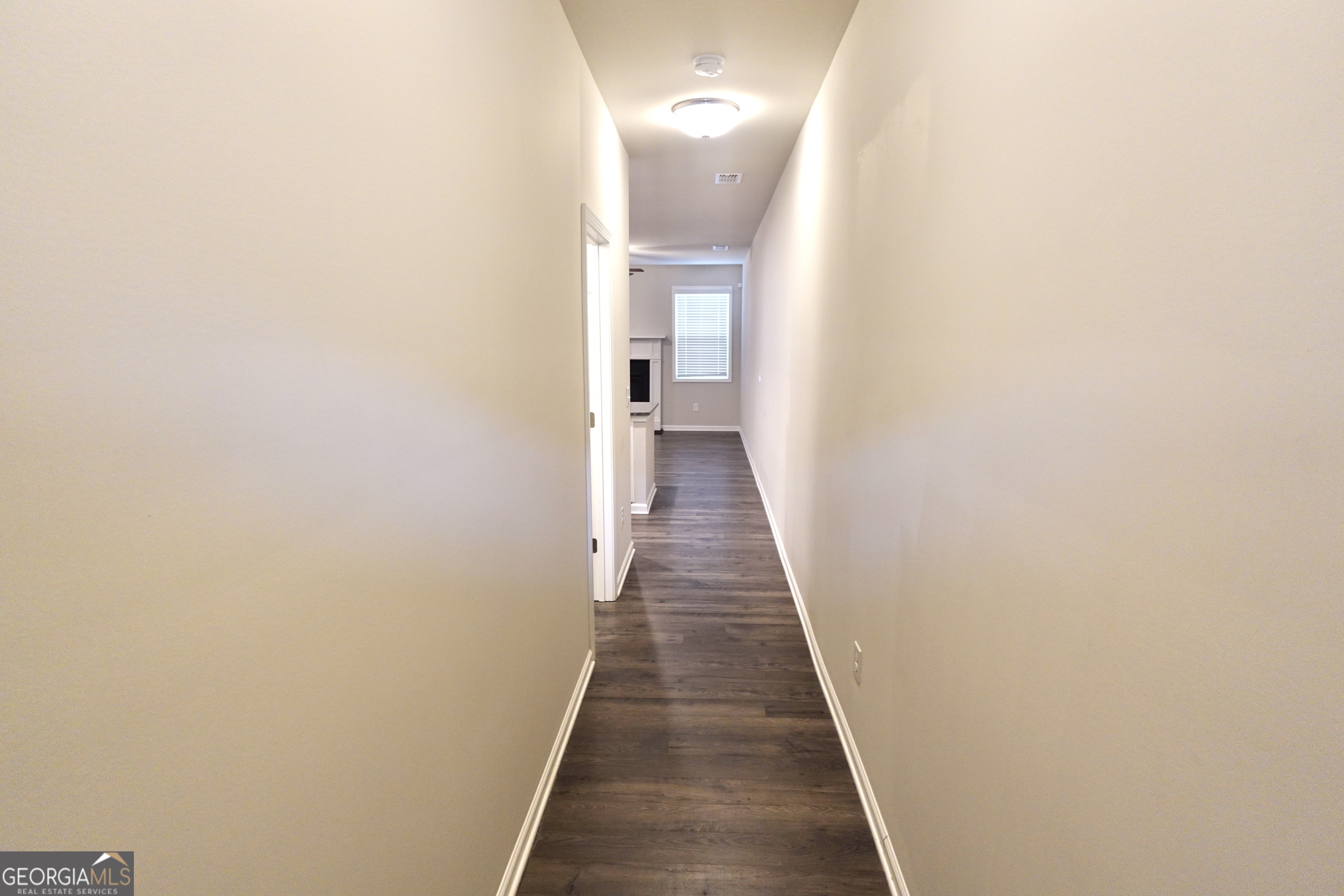2537 Centennial Place Property Photo 6
