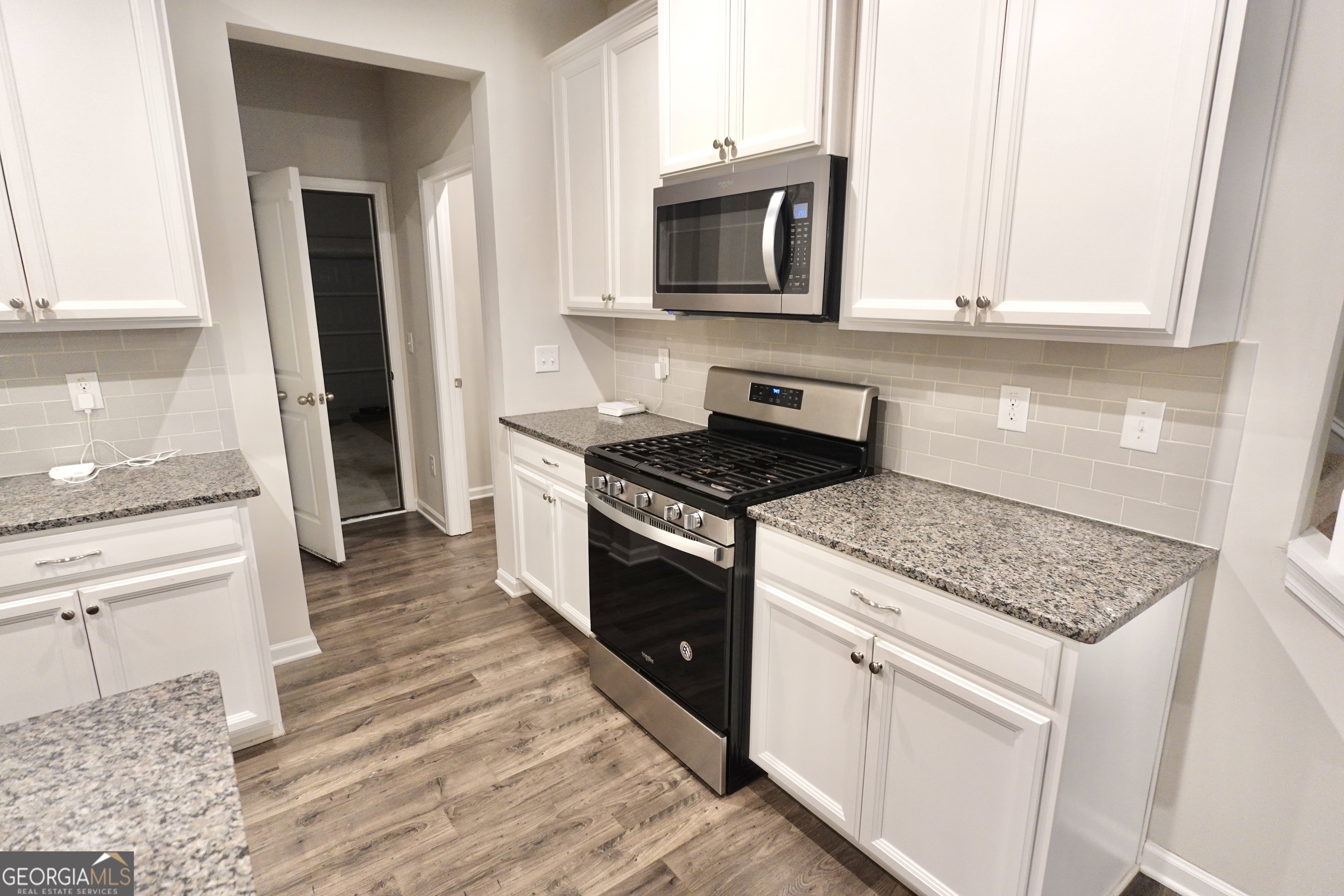 2537 Centennial Place Property Photo 14