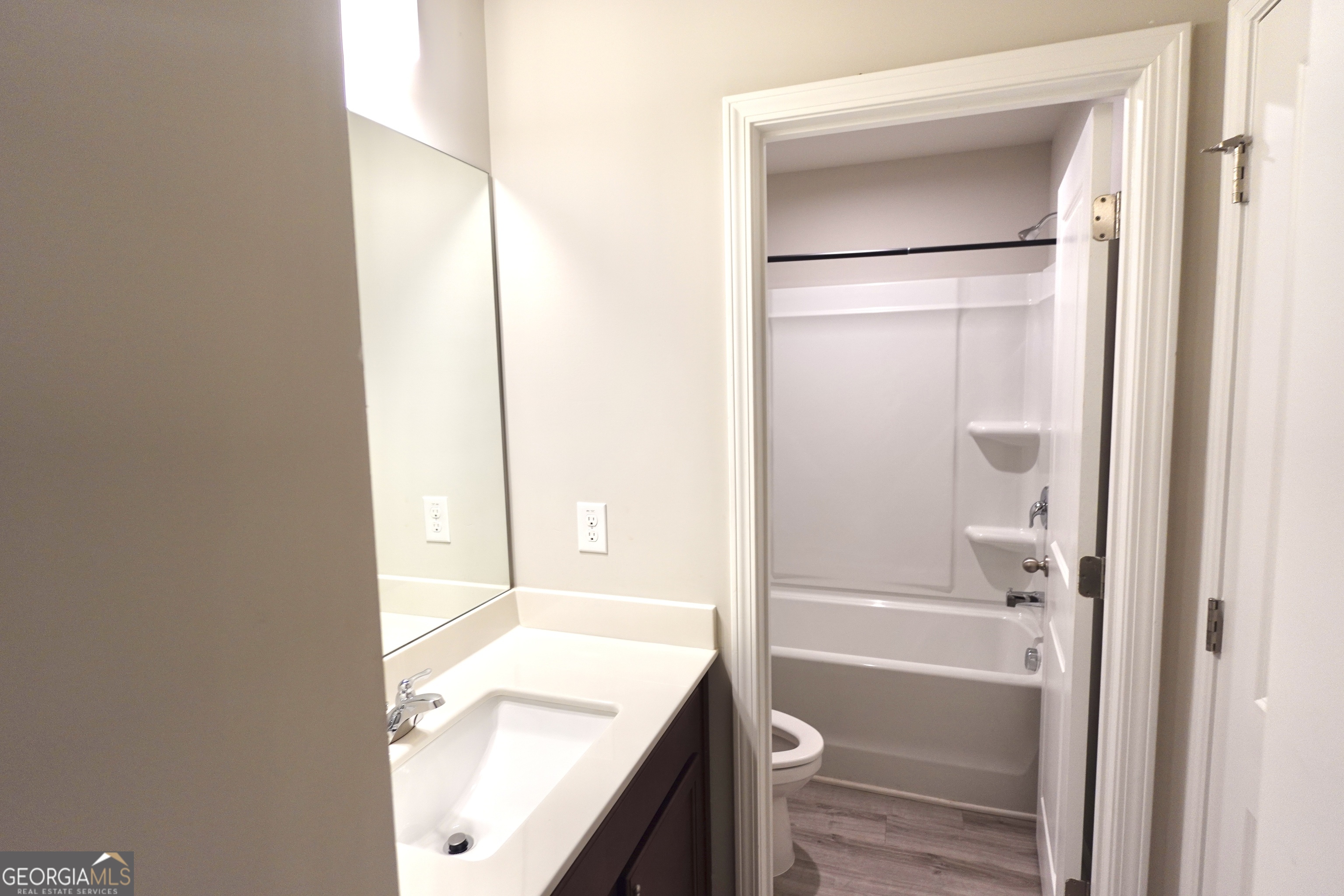 2537 Centennial Place Property Photo 23