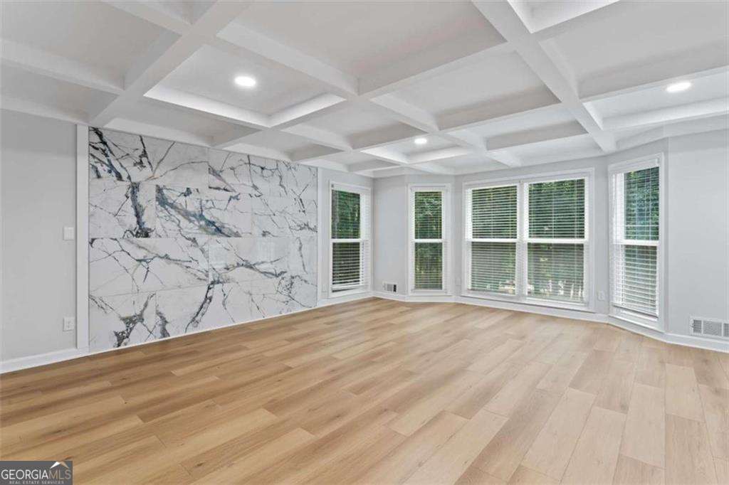 2023 Stoneleigh Drive Property Photo 23