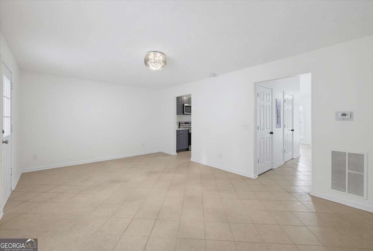 1324 Hollenbeck Lane Property Photo 10