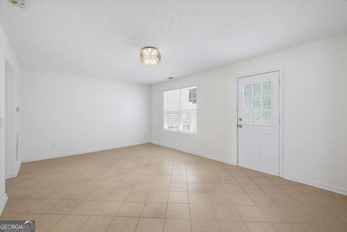 1324 Hollenbeck Lane Property Photo 11