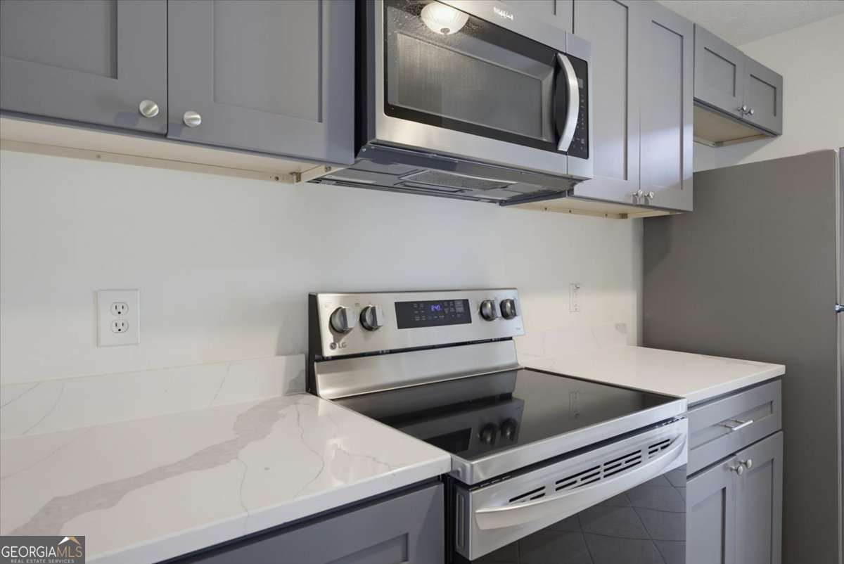 1324 Hollenbeck Lane Property Photo 12